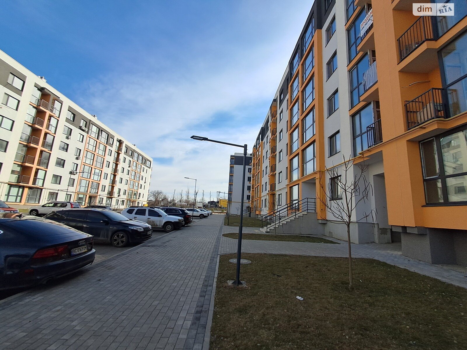 Продаж однокімнатної квартири в Березині, на вул. Райдужна 101, кв. 77, фото 1 Продаж однокімнатної квартири в Березині, на вул. Райдужна 101, кв. 77, фото 1