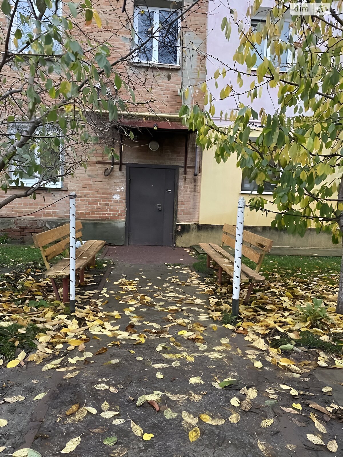 Продажа трехкомнатной квартиры в Биологическом, на ул. Биологичная, фото 1 Продажа трехкомнатной квартиры в Биологическом, на ул. Биологичная, фото 1