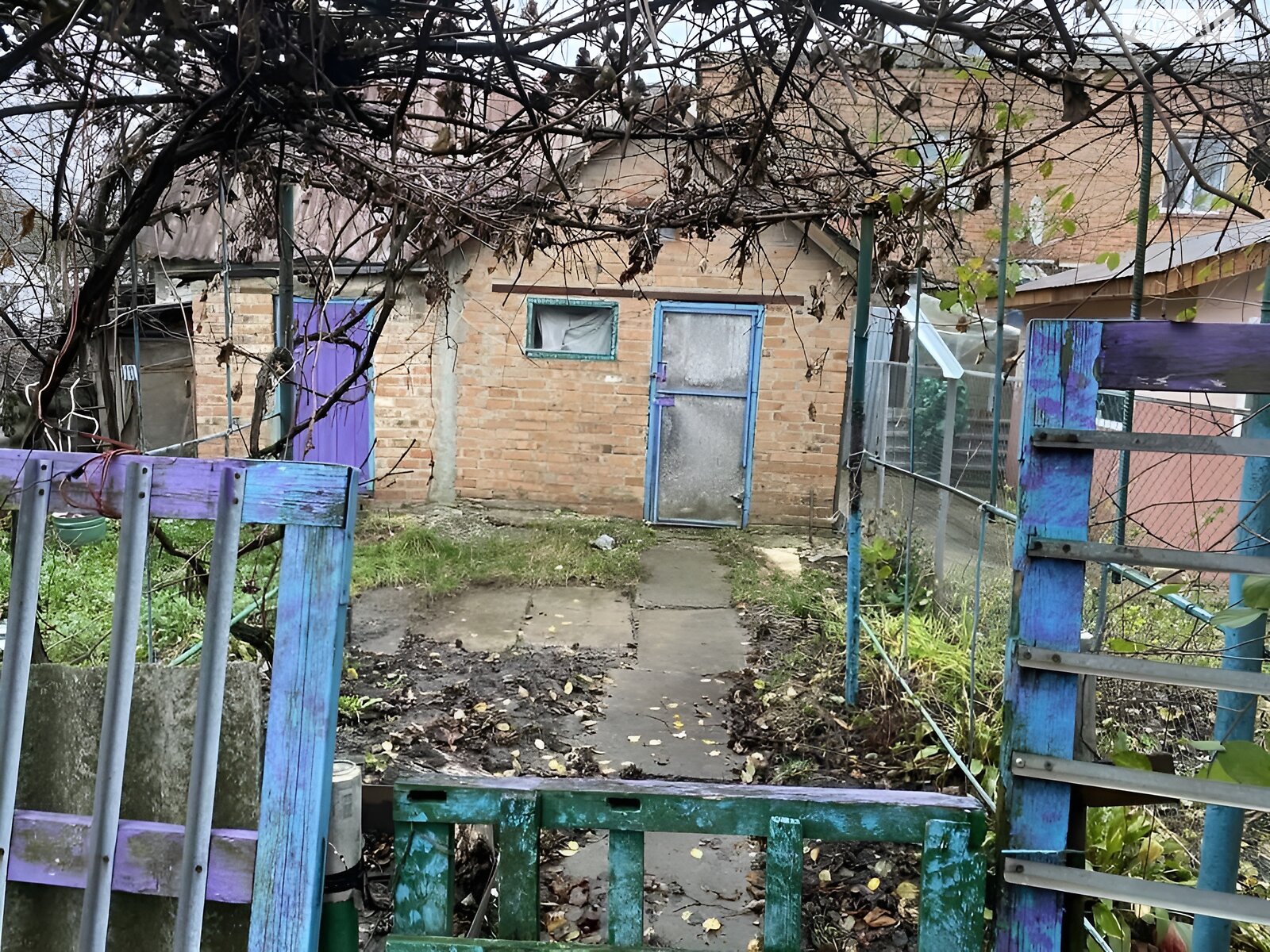 Продажа трехкомнатной квартиры в Биологическом, на ул. Биологичная, фото 1 Продажа трехкомнатной квартиры в Биологическом, на ул. Биологичная, фото 1