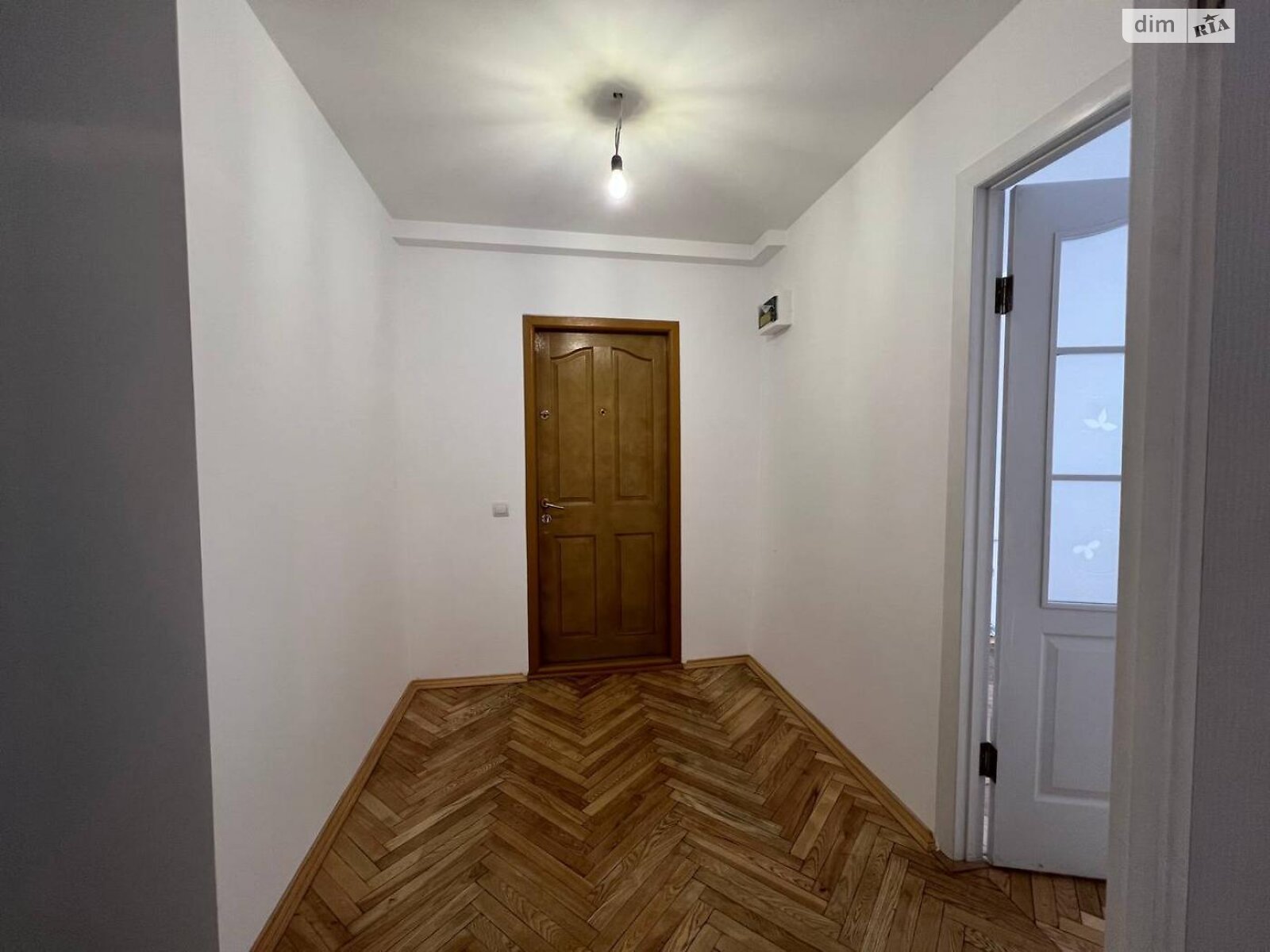 Продажа трехкомнатной квартиры в Бобрке, на ул. Галицкая 125, фото 1