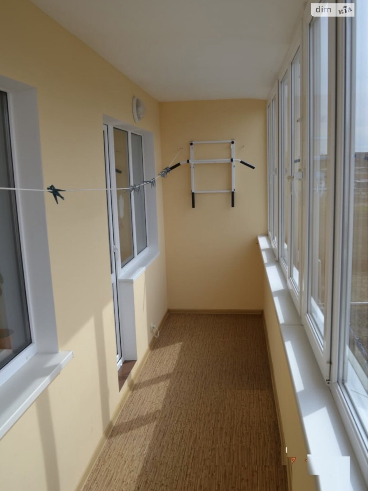 Продажа трехкомнатной квартиры в Богдановцах, на ул. Першотравнева, фото 1 Продажа трехкомнатной квартиры в Богдановцах, на ул. Першотравнева, фото 1