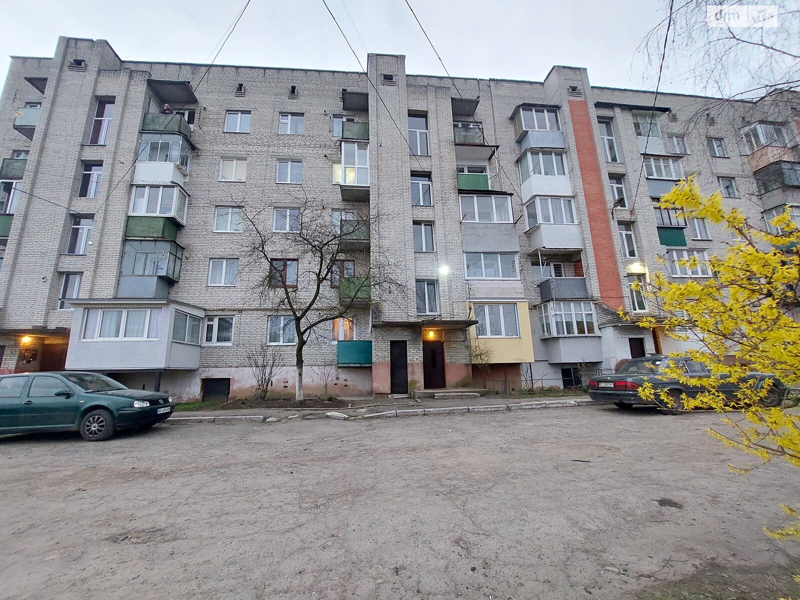 Продажа трехкомнатной квартиры в Бориславе, на ул. 600-летия Борислава, район Борислав фото 1 Продажа трехкомнатной квартиры в Бориславе, на ул. 600-летия Борислава, район Борислав фото 1