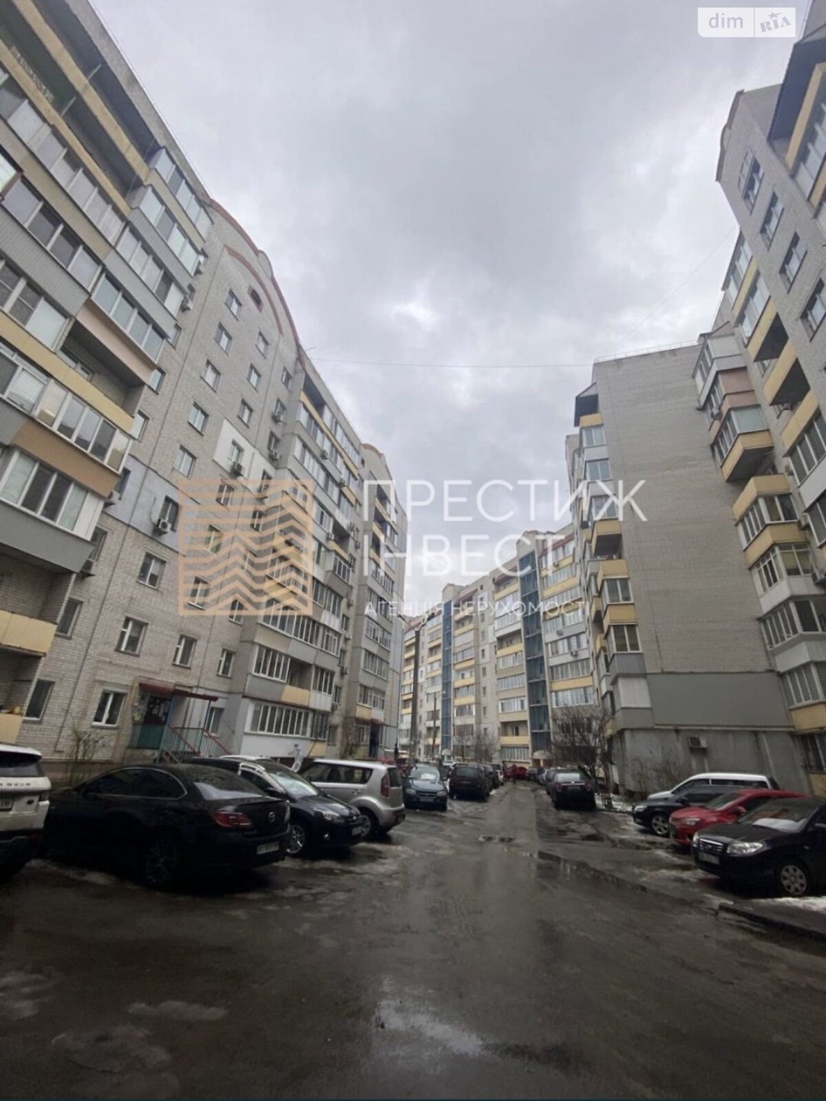 Продажа трехкомнатной квартиры в Борисполе, на пер. Бабкина 12, район Борисполь фото 1