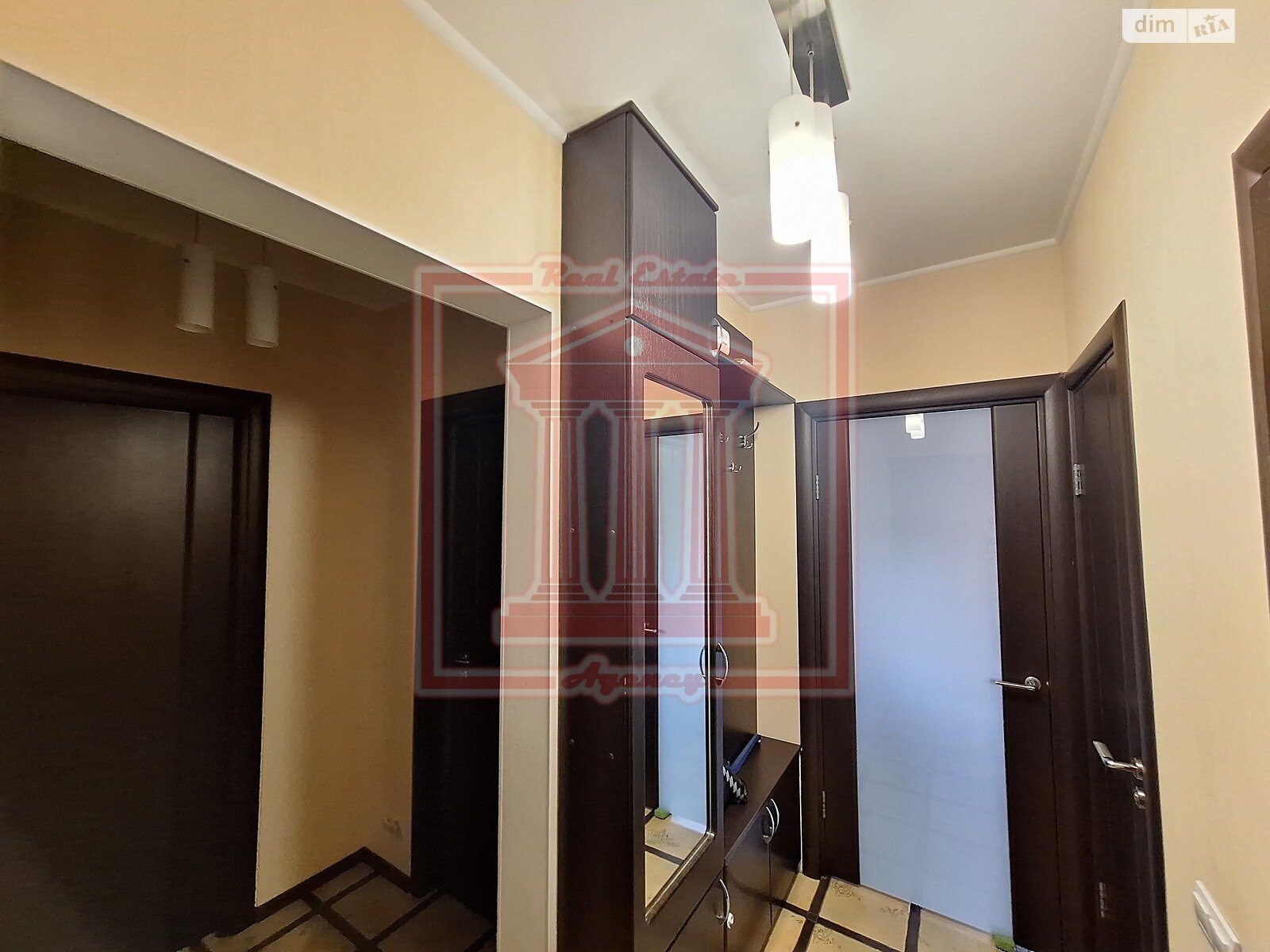 Продаж двокімнатної квартири в Борисполі, на вул. Володимира Момота 42, район Бориспіль фото 1 Продаж двокімнатної квартири в Борисполі, на вул. Володимира Момота 42, район Бориспіль фото 1