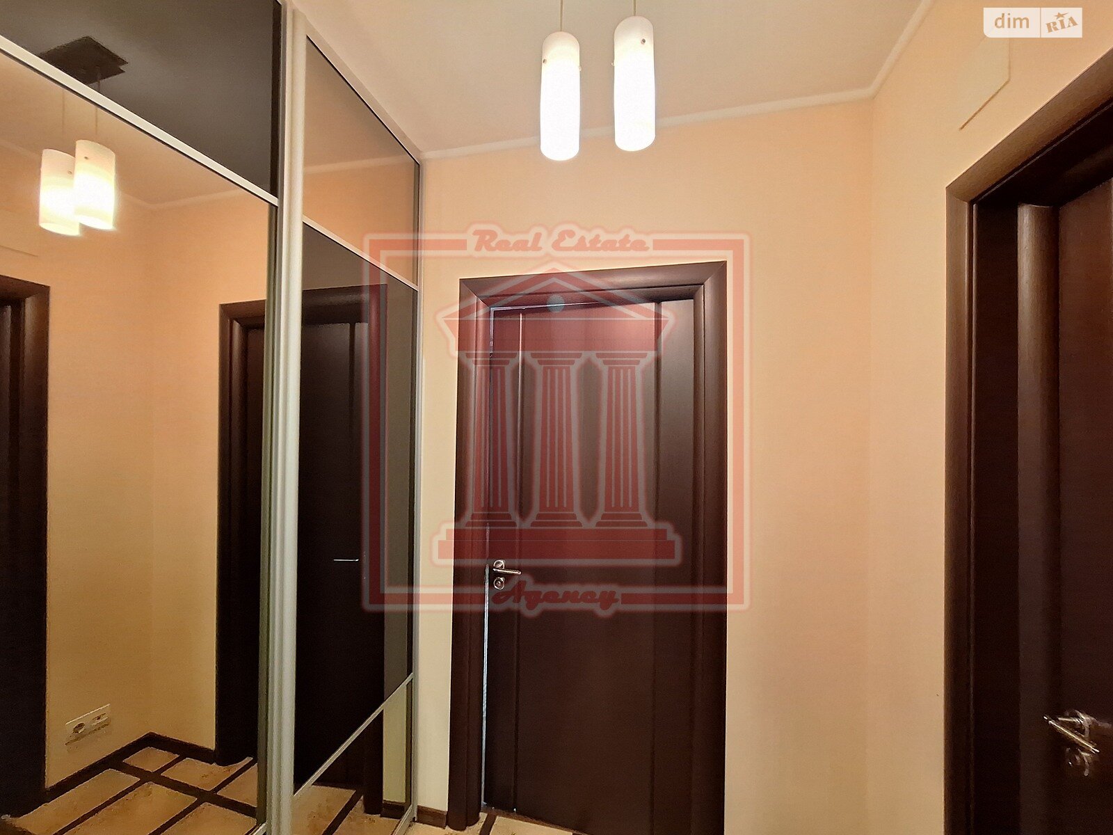 Продаж двокімнатної квартири в Борисполі, на вул. Володимира Момота 42, район Бориспіль фото 1 Продаж двокімнатної квартири в Борисполі, на вул. Володимира Момота 42, район Бориспіль фото 1