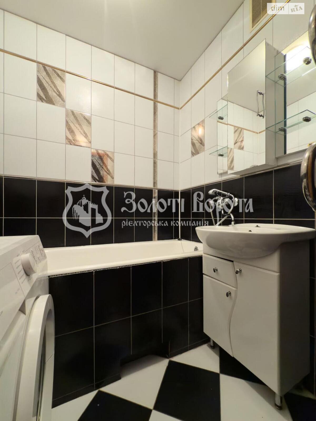 Продажа трехкомнатной квартиры в Борисполе, на ул. Киевский шлях 89, фото 1 Продажа трехкомнатной квартиры в Борисполе, на ул. Киевский шлях 89, фото 1