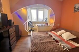 Продажа трехкомнатной квартиры в Борисполе, на 2-я ул. Новая 6, район Борисполь фото 2