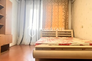 Продаж однокімнатної квартири в Борисполі, на вул. Романа Шухевича 4, фото 2