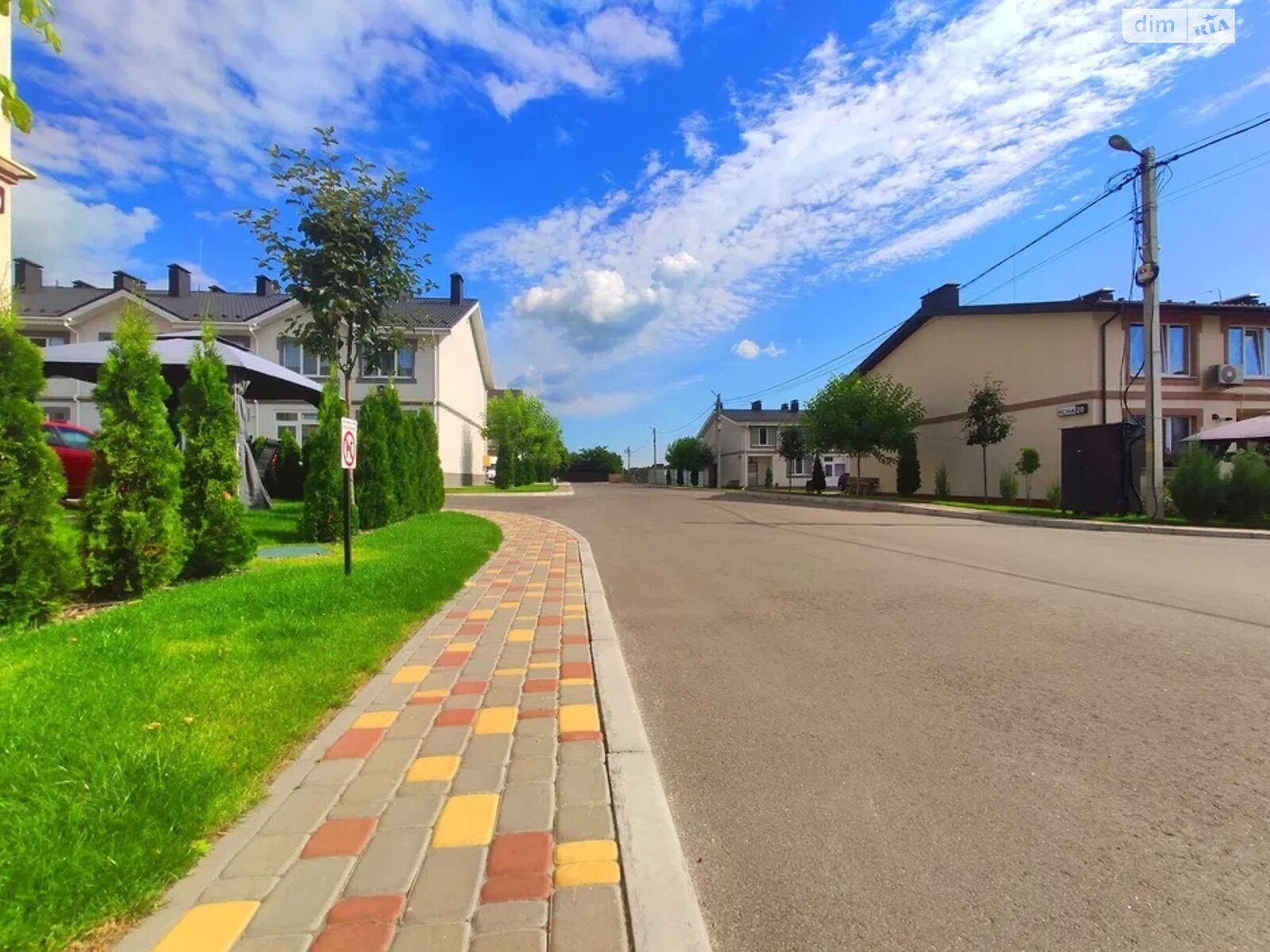 Продаж двокімнатної квартири в Борисполі, на вул. Ясна, фото 1 Продаж двокімнатної квартири в Борисполі, на вул. Ясна, фото 1