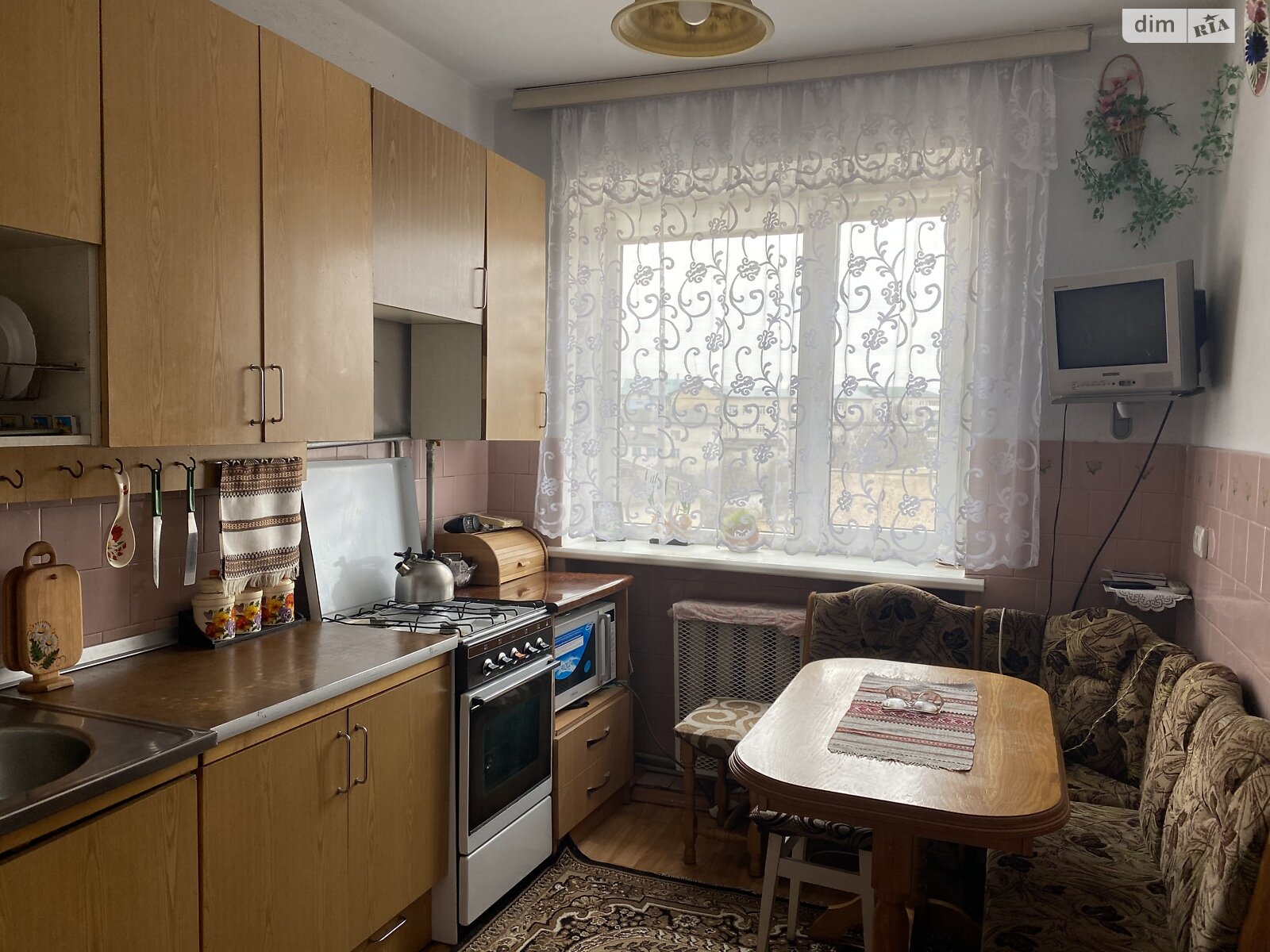 Продажа трехкомнатной квартиры в Борщеве, на ул. Степана Бандеры, район Борщев фото 1