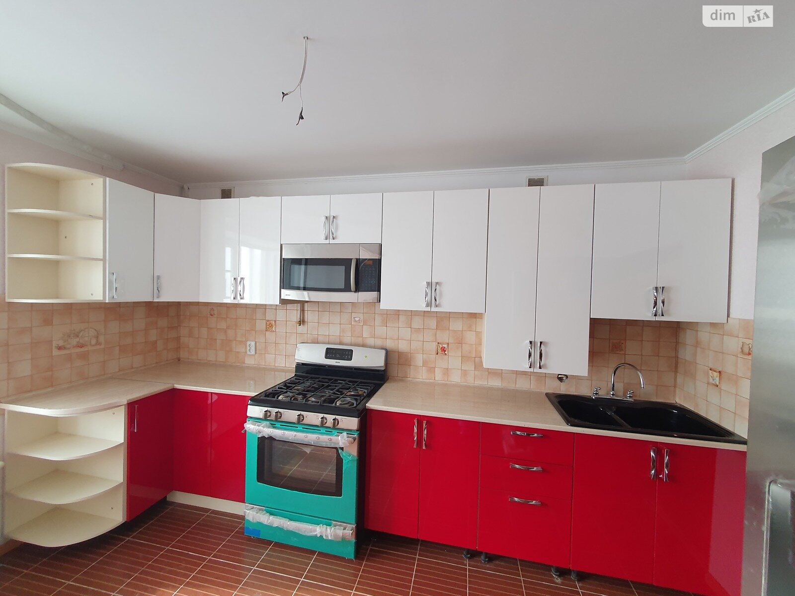 Продаж трикімнатної квартири в Борщеві, на вул. Степана Бандери 87, район Центр фото 1 Продаж трикімнатної квартири в Борщеві, на вул. Степана Бандери 87, район Центр фото 1