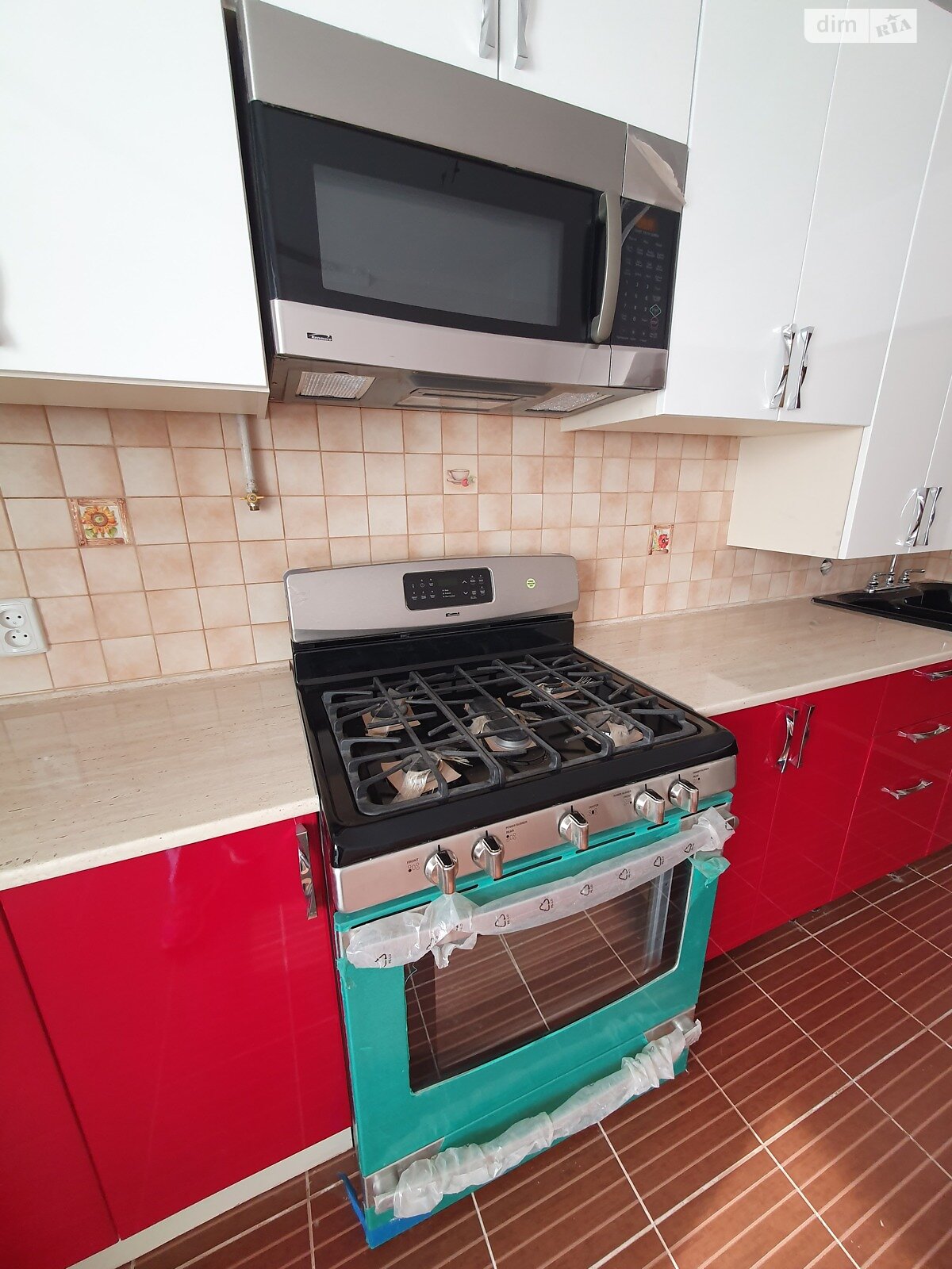 Продаж трикімнатної квартири в Борщеві, на вул. Степана Бандери 87, район Центр фото 1 Продаж трикімнатної квартири в Борщеві, на вул. Степана Бандери 87, район Центр фото 1