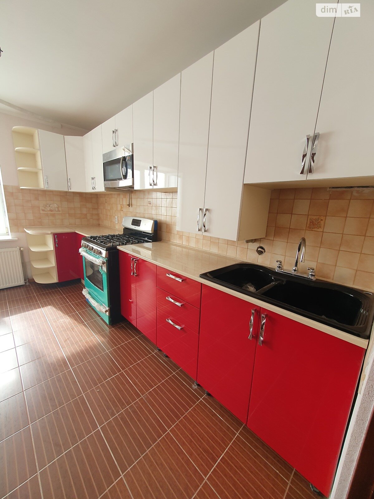 Продаж трикімнатної квартири в Борщеві, на вул. Степана Бандери 87, район Центр фото 1 Продаж трикімнатної квартири в Борщеві, на вул. Степана Бандери 87, район Центр фото 1