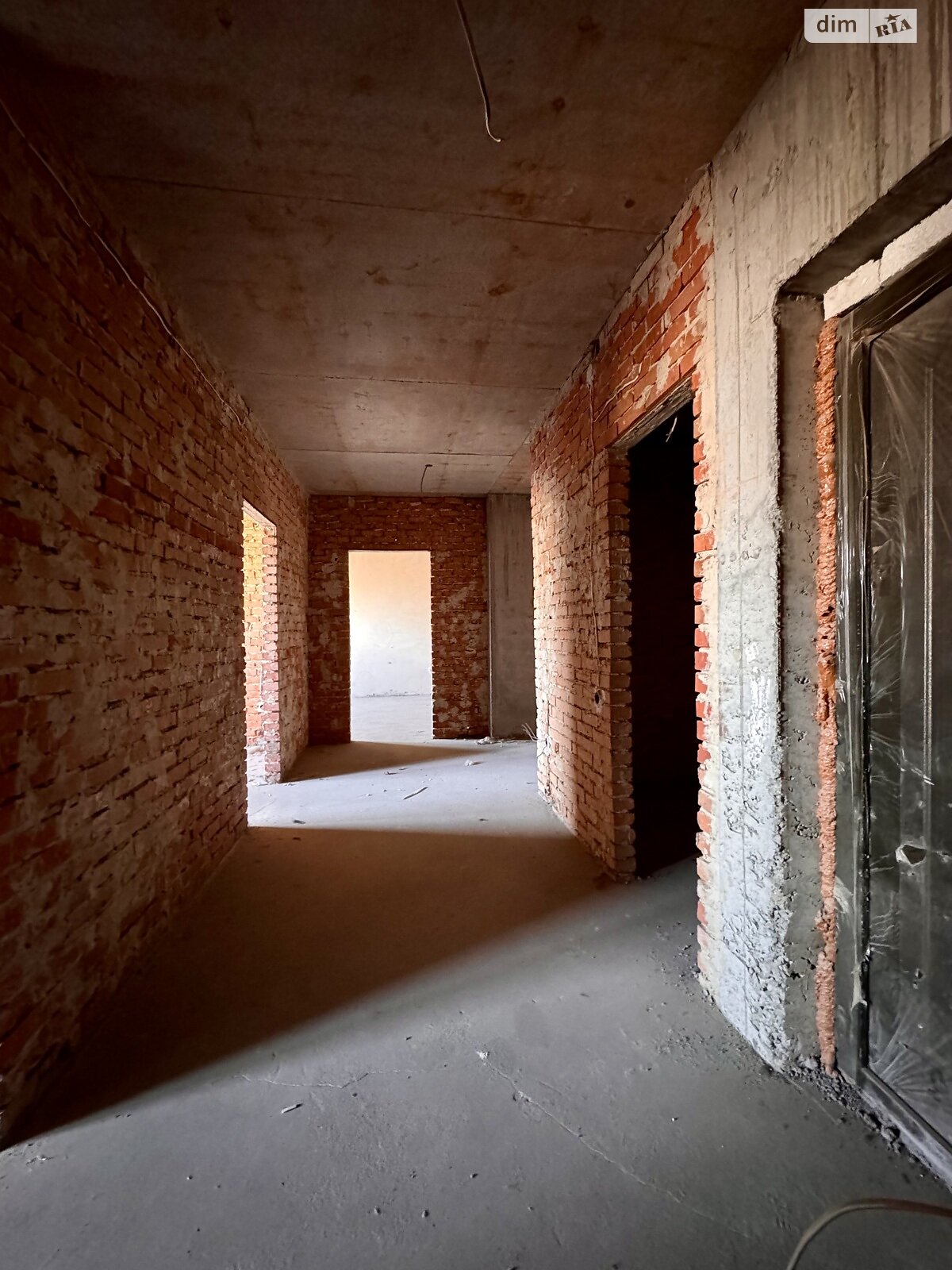 Продажа трехкомнатной квартиры в Боярке, на ул. Белогородская 51 корпус 6, фото 1 Продажа трехкомнатной квартиры в Боярке, на ул. Белогородская 51 корпус 6, фото 1