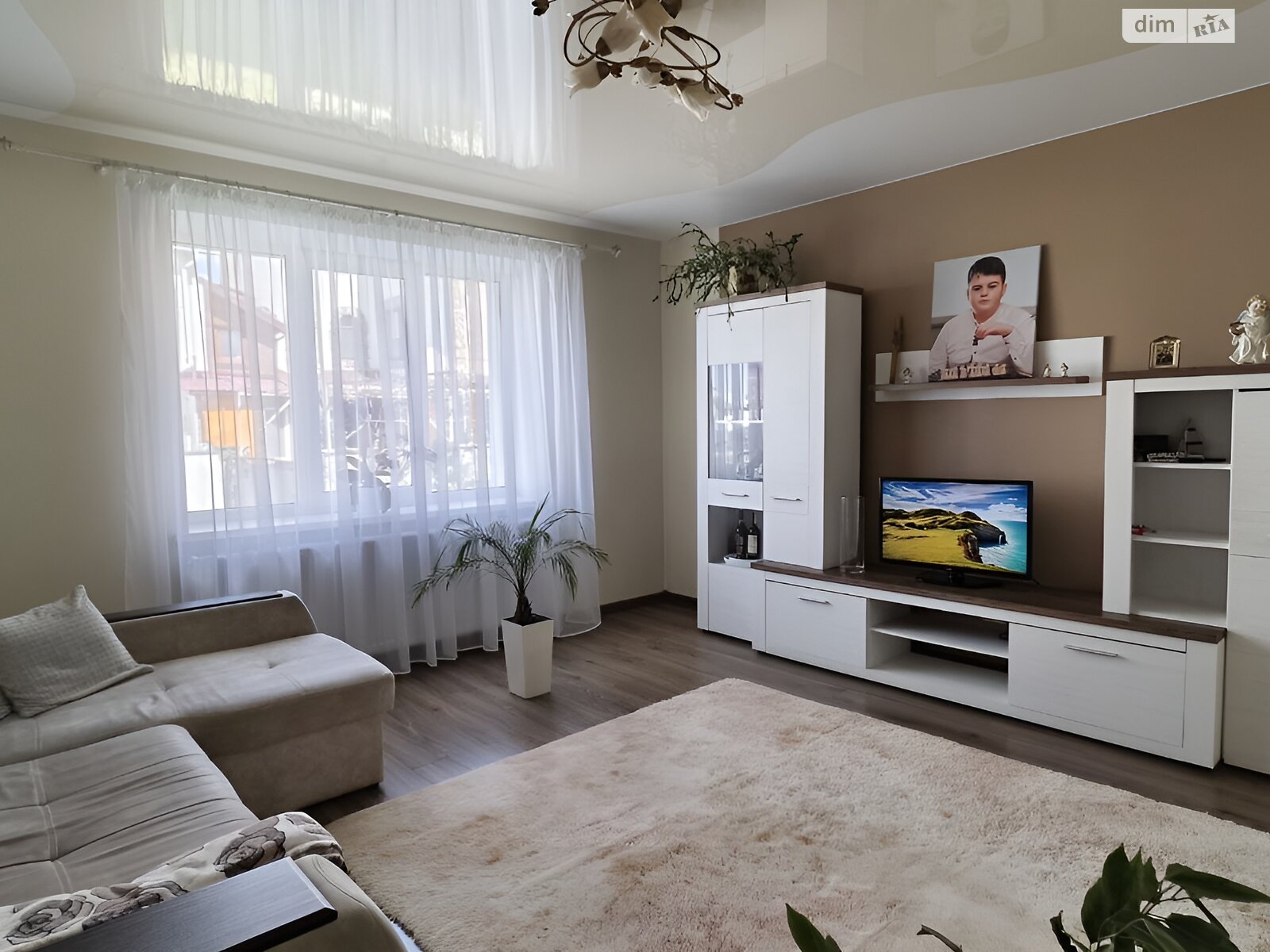 Продажа трехкомнатной квартиры в Бродах, на ул. Конюшковская 40, фото 1 Продажа трехкомнатной квартиры в Бродах, на ул. Конюшковская 40, фото 1