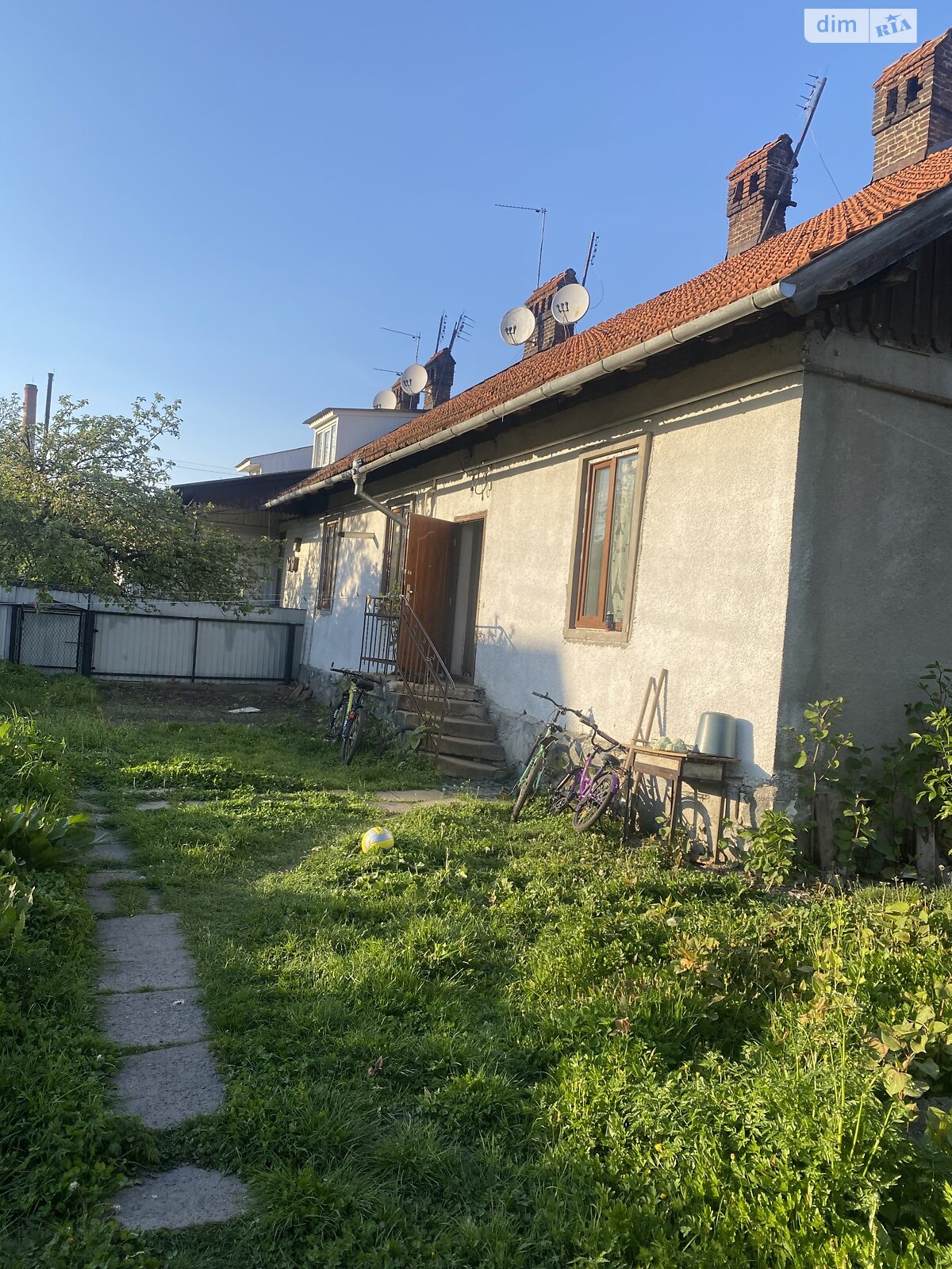 Продаж трикімнатної квартири в Брошневі-Облозі, на вул. 22-го Січня, фото 1 Продаж трикімнатної квартири в Брошневі-Облозі, на вул. 22-го Січня, фото 1