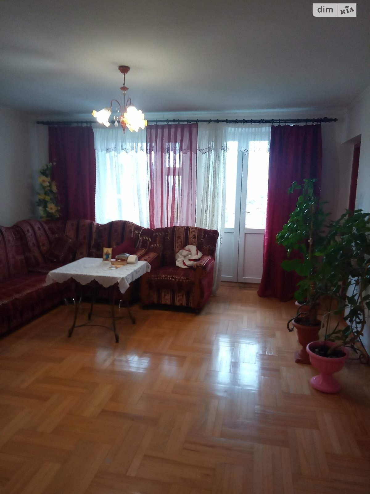 Продаж п`ятикімнатної квартири в Брошневі-Облозі, на вул. 22-го Січня 114, фото 1 Продаж п`ятикімнатної квартири в Брошневі-Облозі, на вул. 22-го Січня 114, фото 1