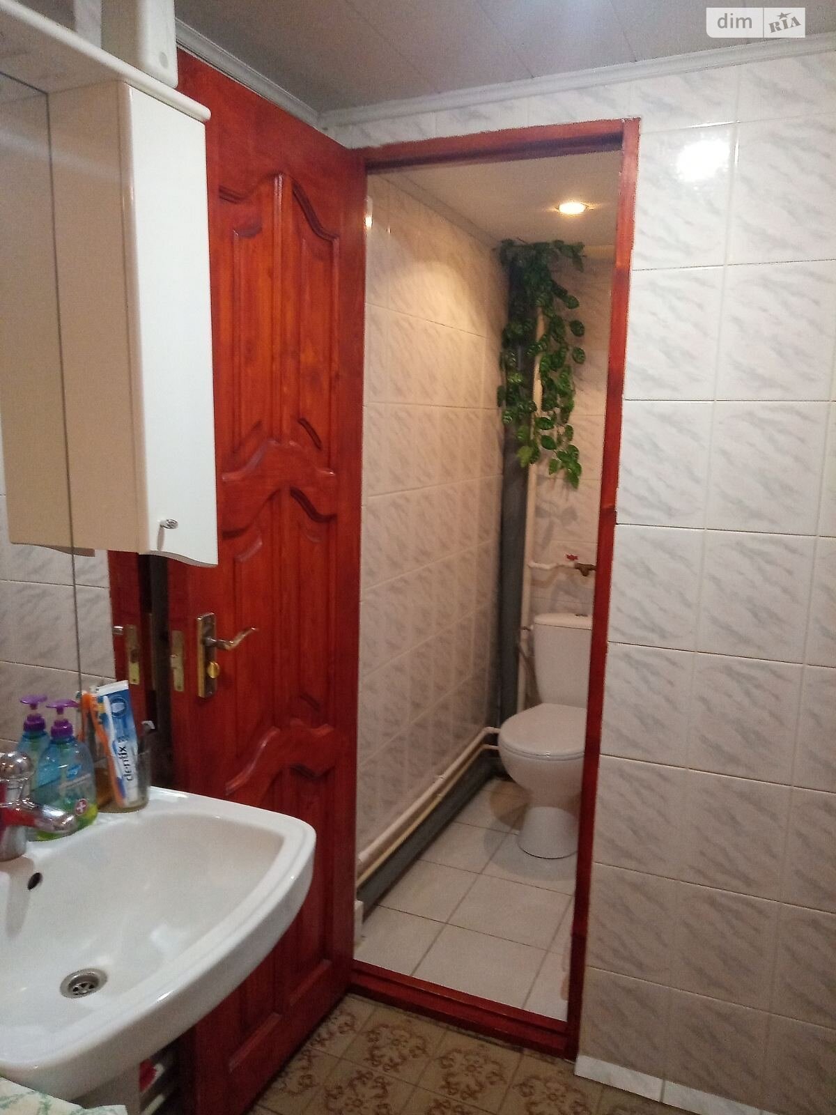 Продаж п`ятикімнатної квартири в Брошневі-Облозі, на вул. 22-го Січня 114, фото 1 Продаж п`ятикімнатної квартири в Брошневі-Облозі, на вул. 22-го Січня 114, фото 1