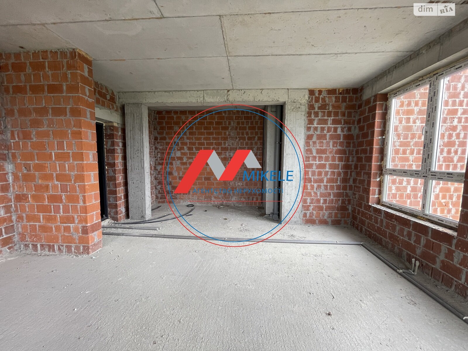 Продажа двухкомнатной квартиры в Броварах, на ул. Анатолия Луценко 18, фото 1 Продажа двухкомнатной квартиры в Броварах, на ул. Анатолия Луценко 18, фото 1