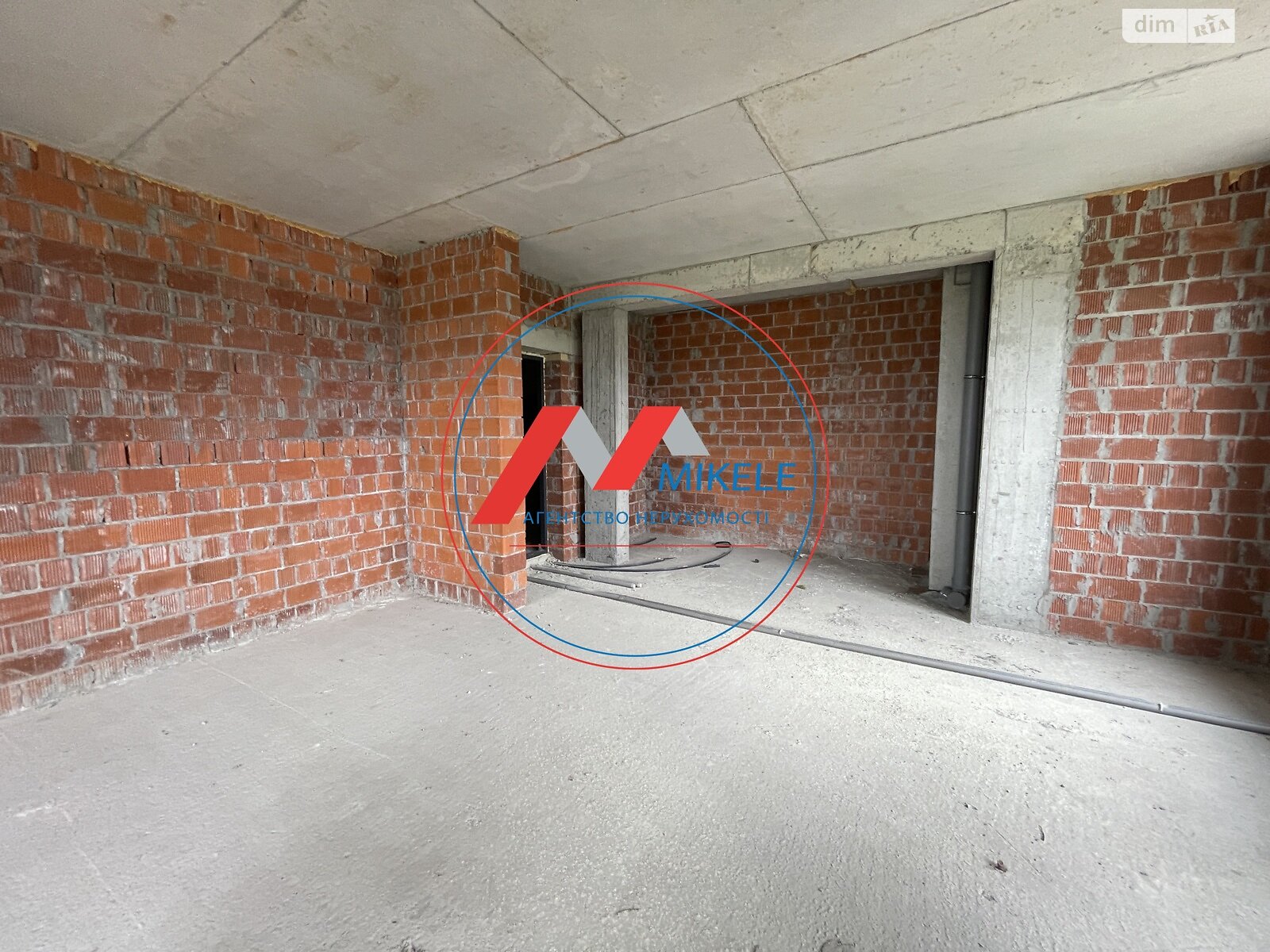 Продажа двухкомнатной квартиры в Броварах, на ул. Анатолия Луценко 18, фото 1 Продажа двухкомнатной квартиры в Броварах, на ул. Анатолия Луценко 18, фото 1
