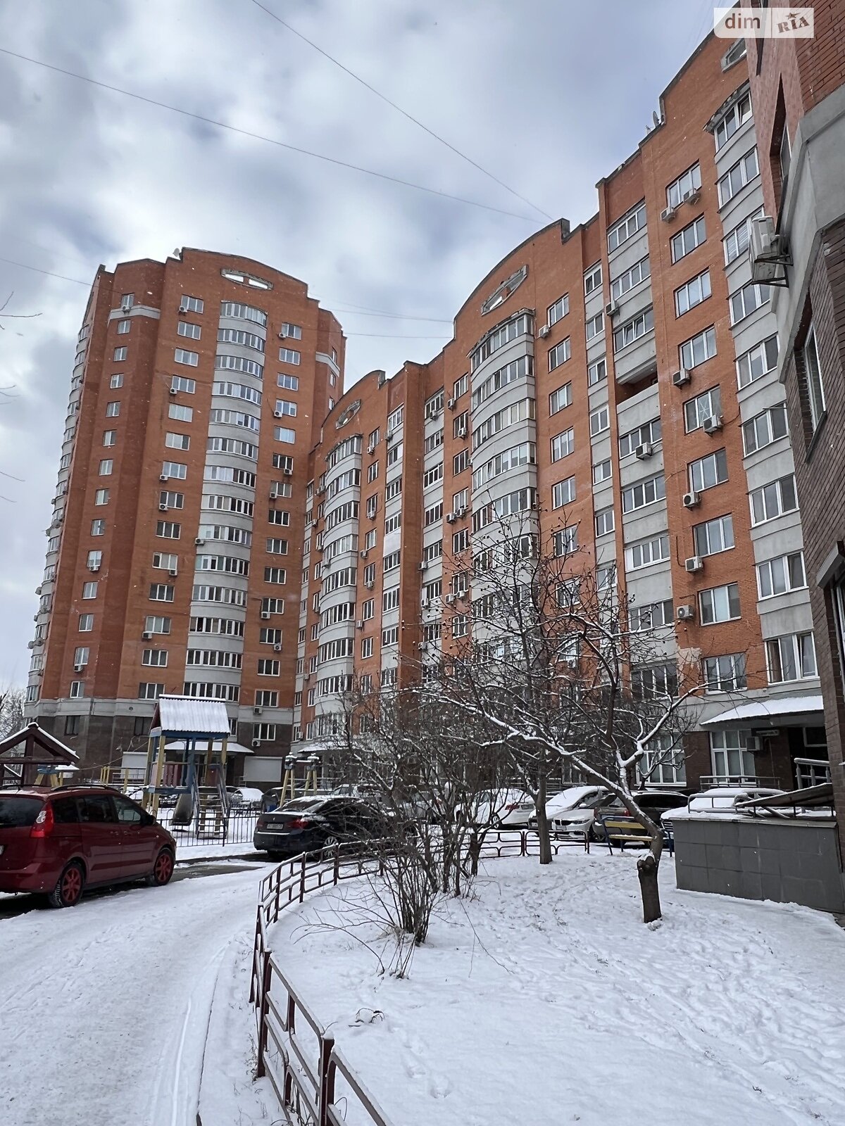 Продажа трехкомнатной квартиры в Броварах, на ул. Аркадия Голуба 1В, район Бровары фото 1 Продажа трехкомнатной квартиры в Броварах, на ул. Аркадия Голуба 1В, район Бровары фото 1