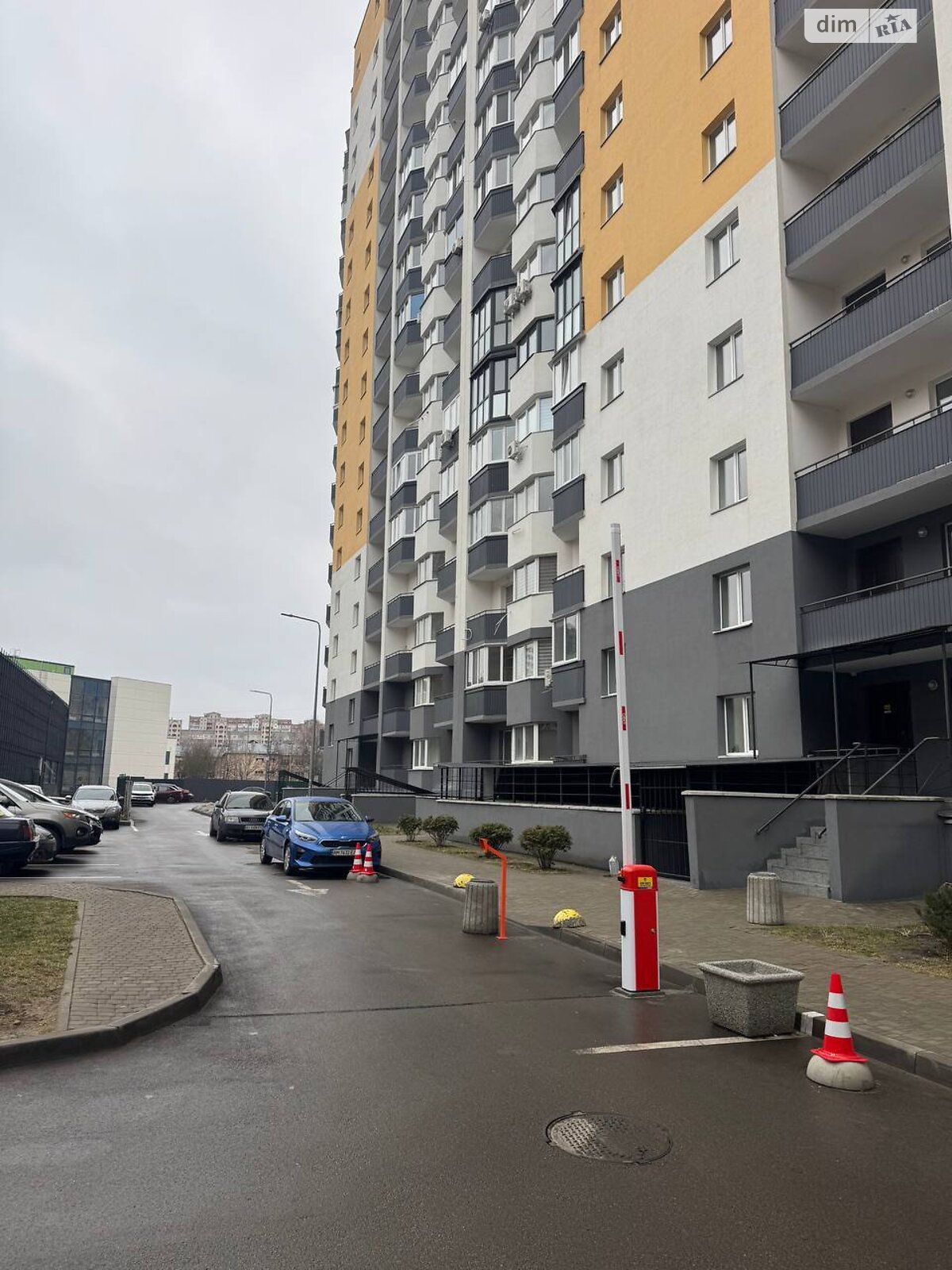 Продажа трехкомнатной квартиры в Броварах, на ул. Симона Петлюры 21Б, район Бровары фото 1 Продажа трехкомнатной квартиры в Броварах, на ул. Симона Петлюры 21Б, район Бровары фото 1