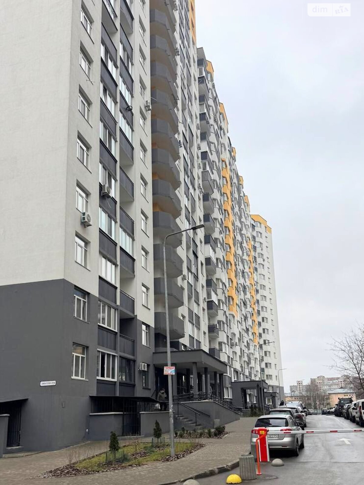 Продажа трехкомнатной квартиры в Броварах, на ул. Симона Петлюры 21Б, район Бровары фото 1 Продажа трехкомнатной квартиры в Броварах, на ул. Симона Петлюры 21Б, район Бровары фото 1