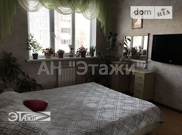Продажа трехкомнатной квартиры в Броварах, на Грушевского Михаила ул. 17/1, район Бровары фото 1 Продажа трехкомнатной квартиры в Броварах, на Грушевского Михаила ул. 17/1, район Бровары фото 1