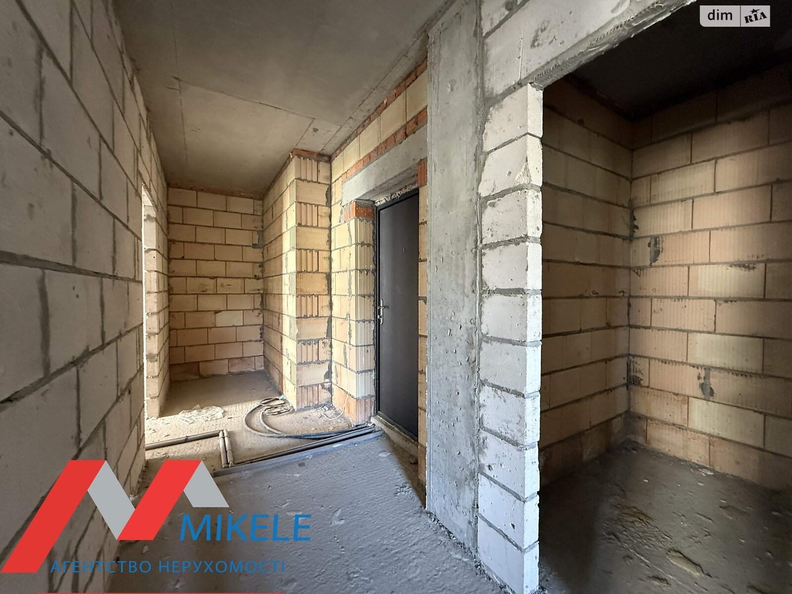 Продажа двухкомнатной квартиры в Броварах, на ул. Героев Крут 12 корпус 3, фото 1 Продажа двухкомнатной квартиры в Броварах, на ул. Героев Крут 12 корпус 3, фото 1