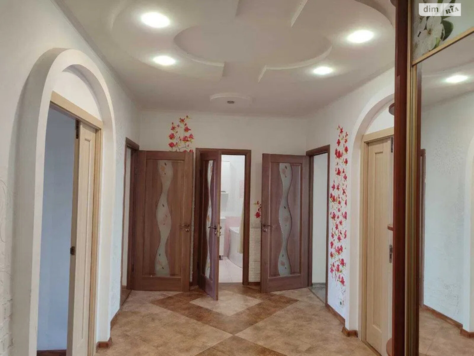 Продажа трехкомнатной квартиры в Броварах, на ул. Шевченко Тараса 4А, район Интернат фото 1 Продажа трехкомнатной квартиры в Броварах, на ул. Шевченко Тараса 4А, район Интернат фото 1