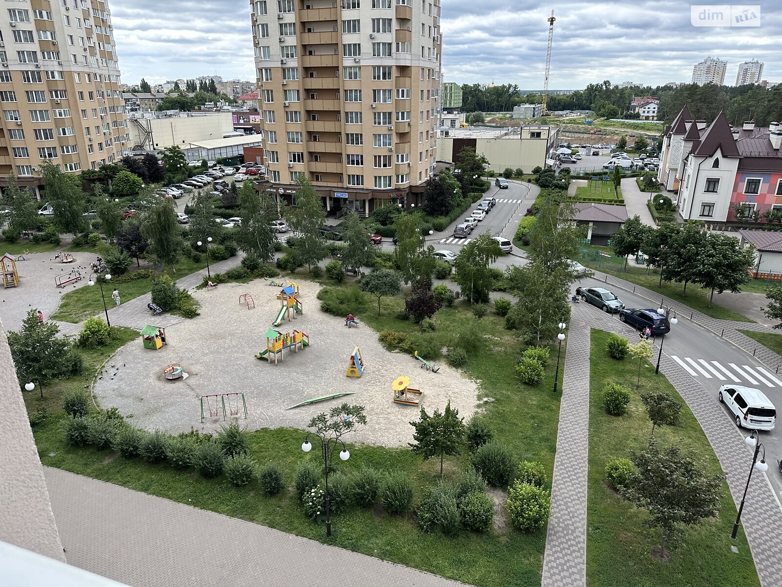 Продажа трехкомнатной квартиры в Броварах, на ул. Киевская 245, фото 1 Продажа трехкомнатной квартиры в Броварах, на ул. Киевская 245, фото 1