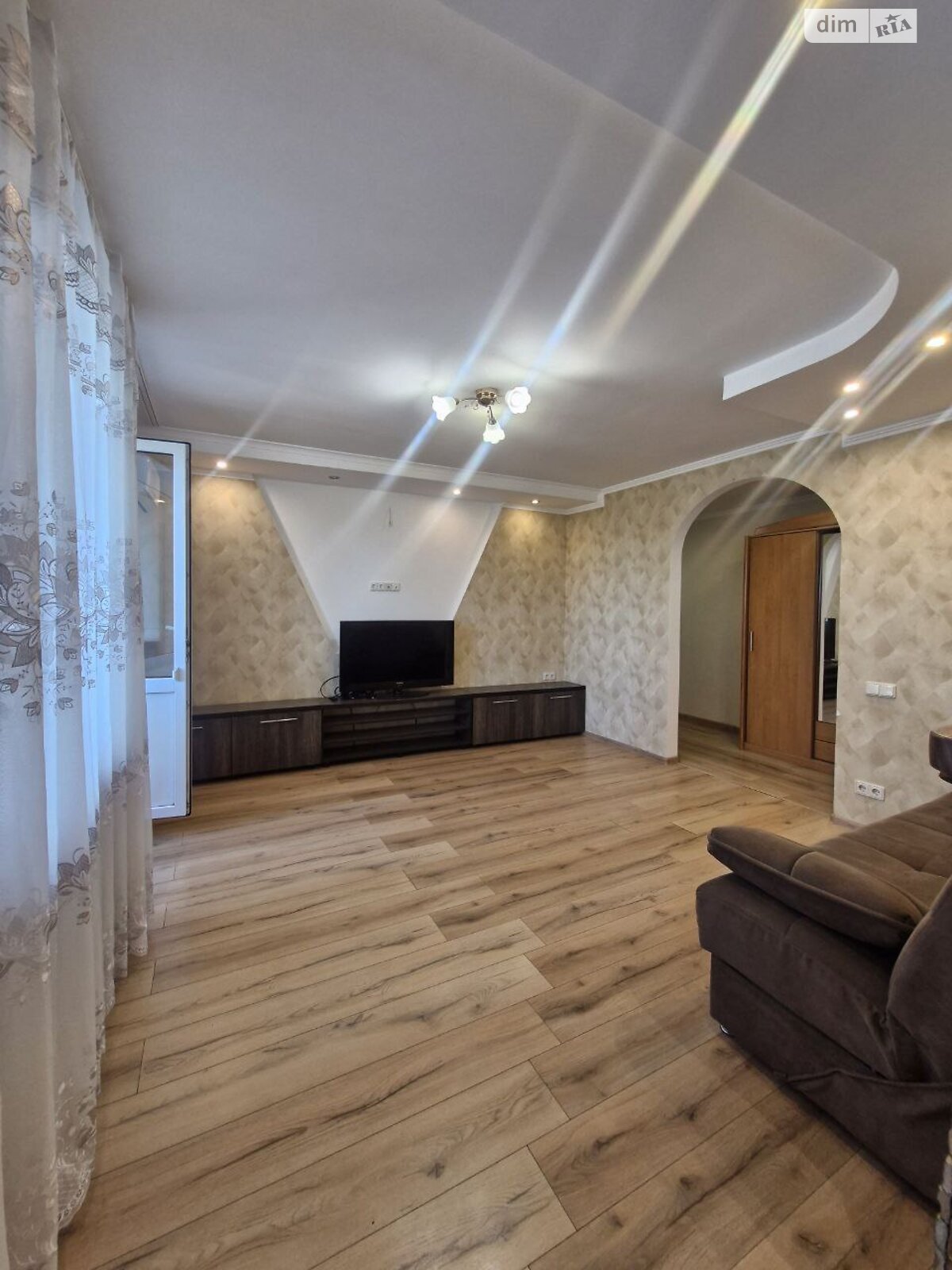 Продажа трехкомнатной квартиры в Броварах, на ул. Марии Лагуновой 4, фото 1 Продажа трехкомнатной квартиры в Броварах, на ул. Марии Лагуновой 4, фото 1