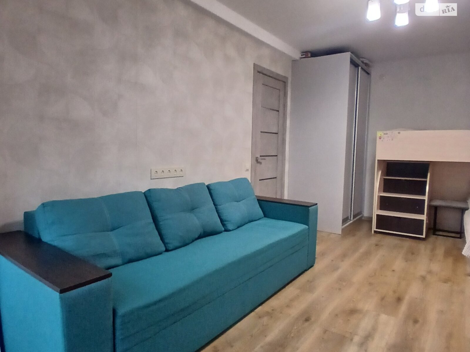 Продажа однокомнатной квартиры в Броварах, на ул. Героев Небесной Сотни 7, район Массив фото 1