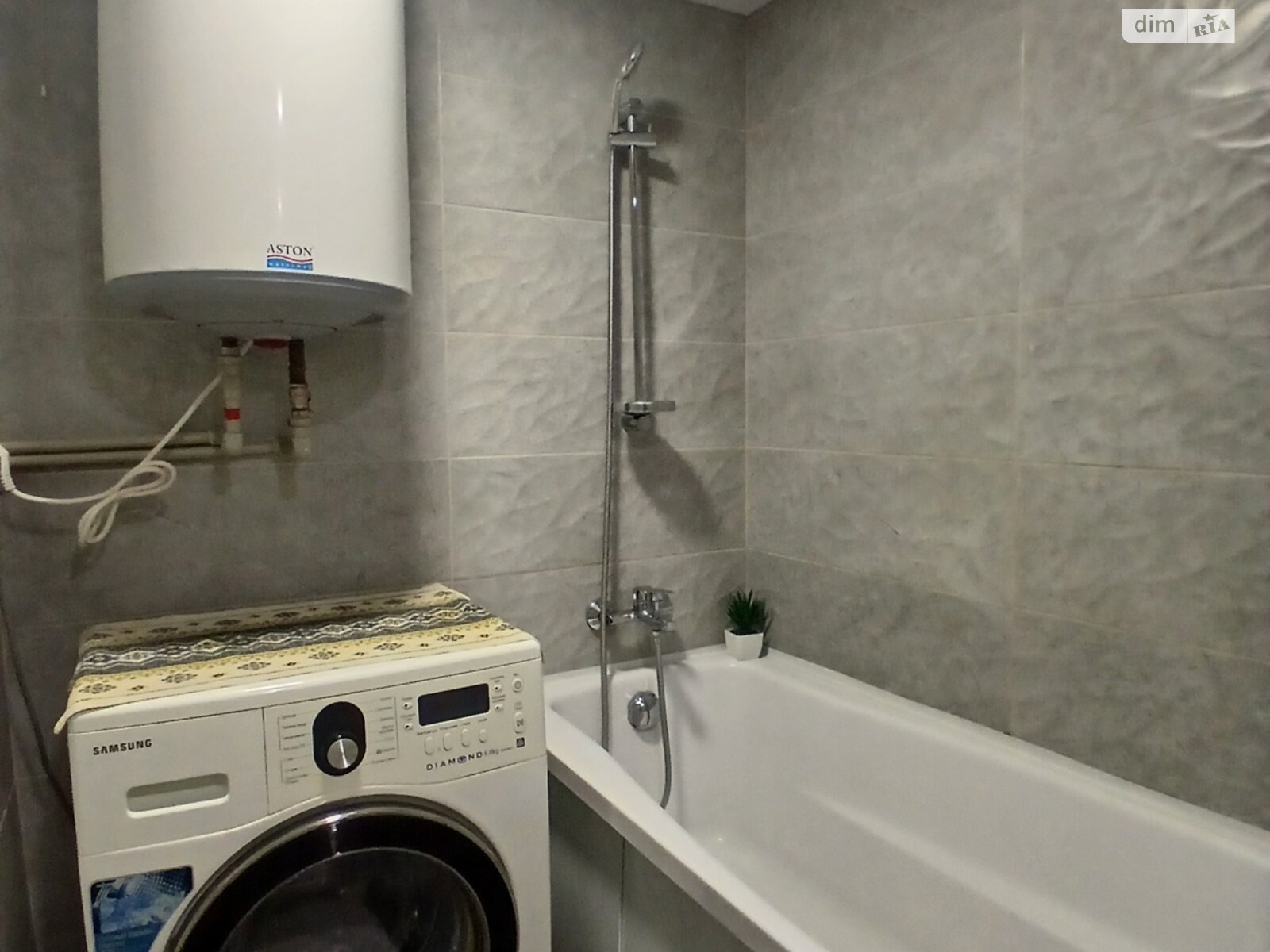 Продажа однокомнатной квартиры в Броварах, на ул. Героев Небесной Сотни 7, район Массив фото 1