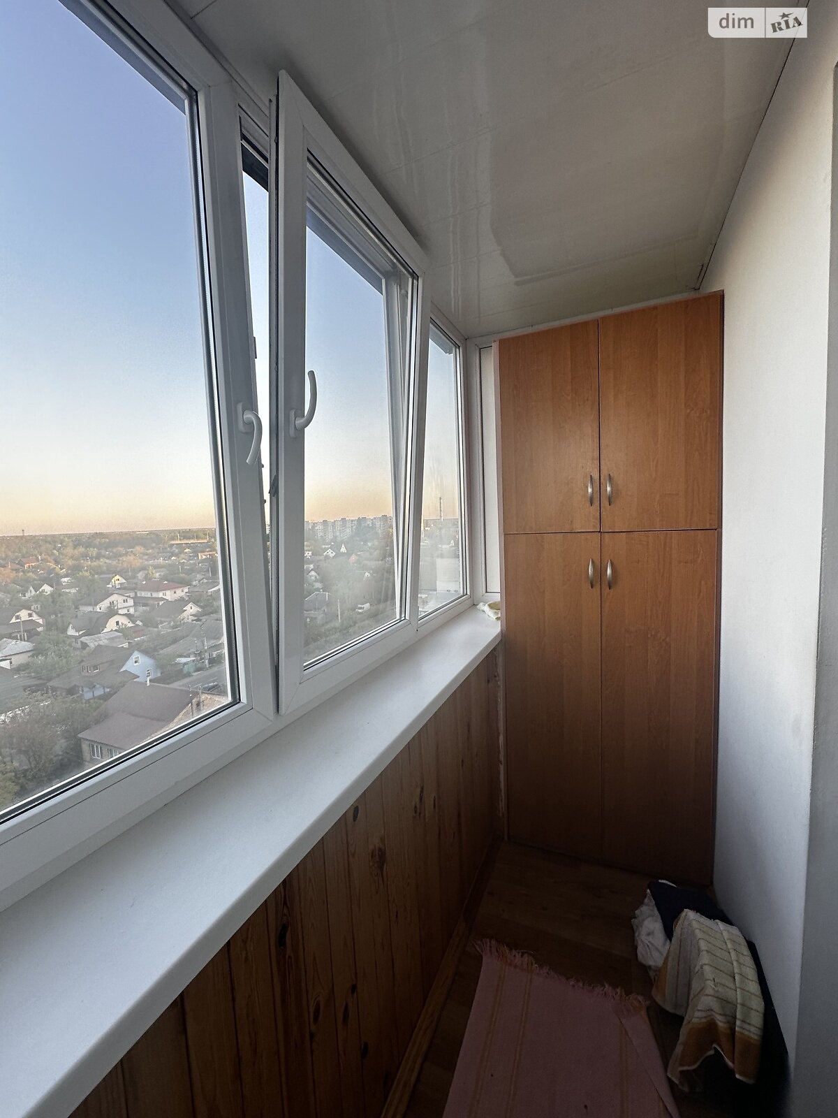 Продажа трехкомнатной квартиры в Броварах, на ул. Героев УПА 7А, район Массив фото 1 Продажа трехкомнатной квартиры в Броварах, на ул. Героев УПА 7А, район Массив фото 1