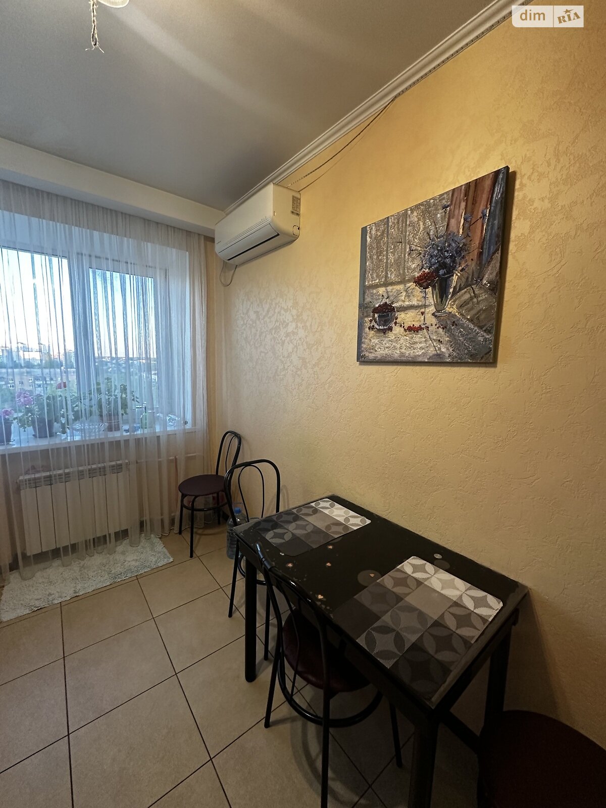 Продажа трехкомнатной квартиры в Броварах, на ул. Героев УПА 7А, район Массив фото 1 Продажа трехкомнатной квартиры в Броварах, на ул. Героев УПА 7А, район Массив фото 1