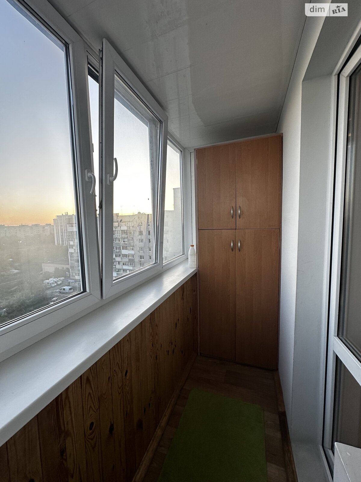 Продажа трехкомнатной квартиры в Броварах, на ул. Героев УПА 7А, район Массив фото 1 Продажа трехкомнатной квартиры в Броварах, на ул. Героев УПА 7А, район Массив фото 1