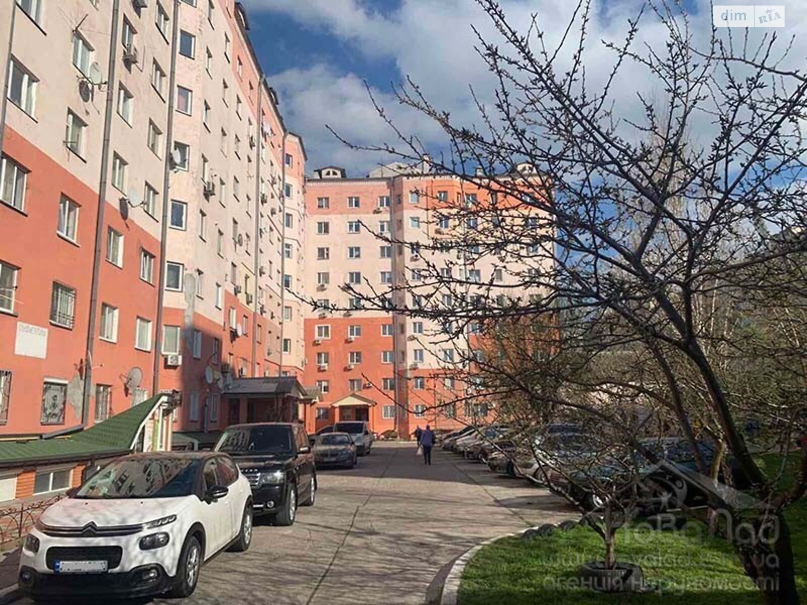 Продаж двокімнатної квартири в Броварах, на вул. Михайла Грушевського 17/1, район Масив фото 1 Продаж двокімнатної квартири в Броварах, на вул. Михайла Грушевського 17/1, район Масив фото 1