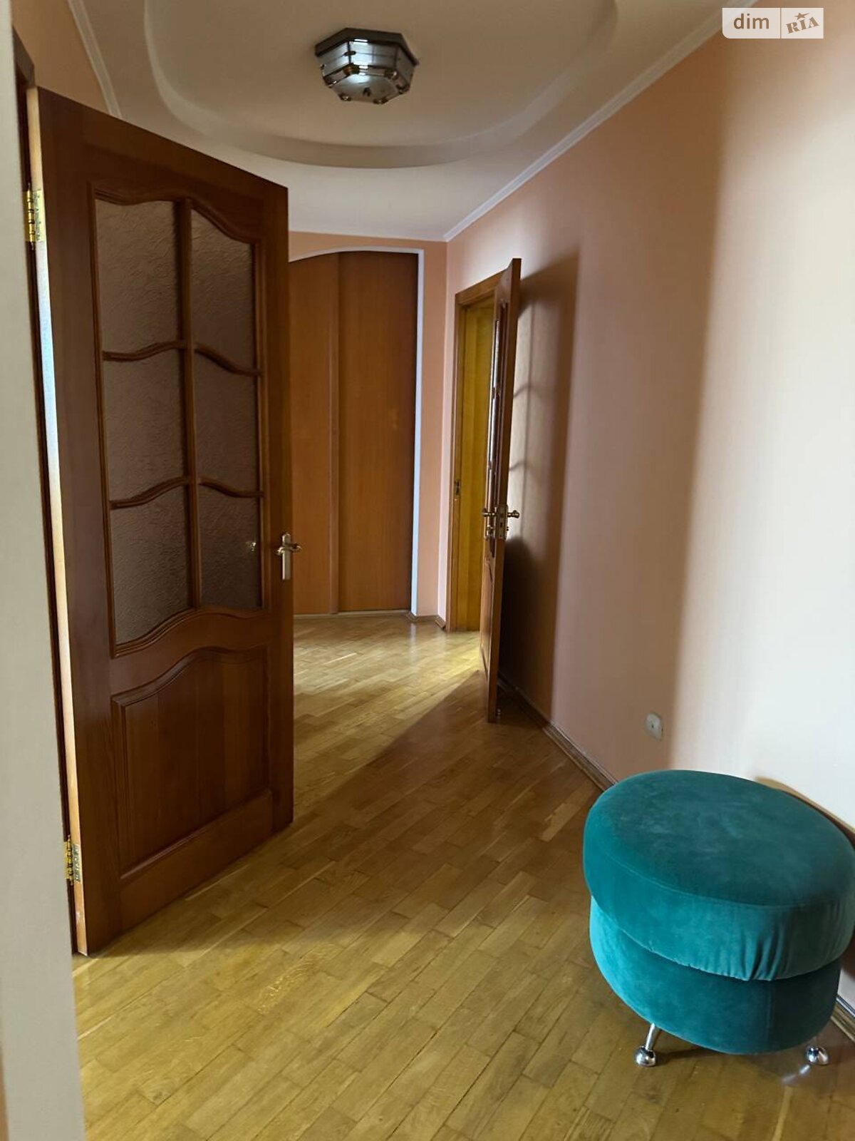 Продажа трехкомнатной квартиры в Броварах, на ул. Харьковская 44, район Массив фото 1