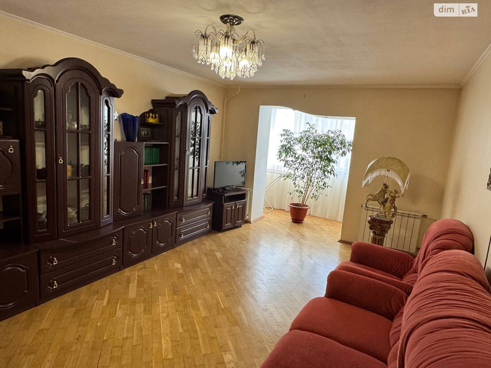 Продажа трехкомнатной квартиры в Броварах, на ул. Харьковская 44, район Массив фото 1