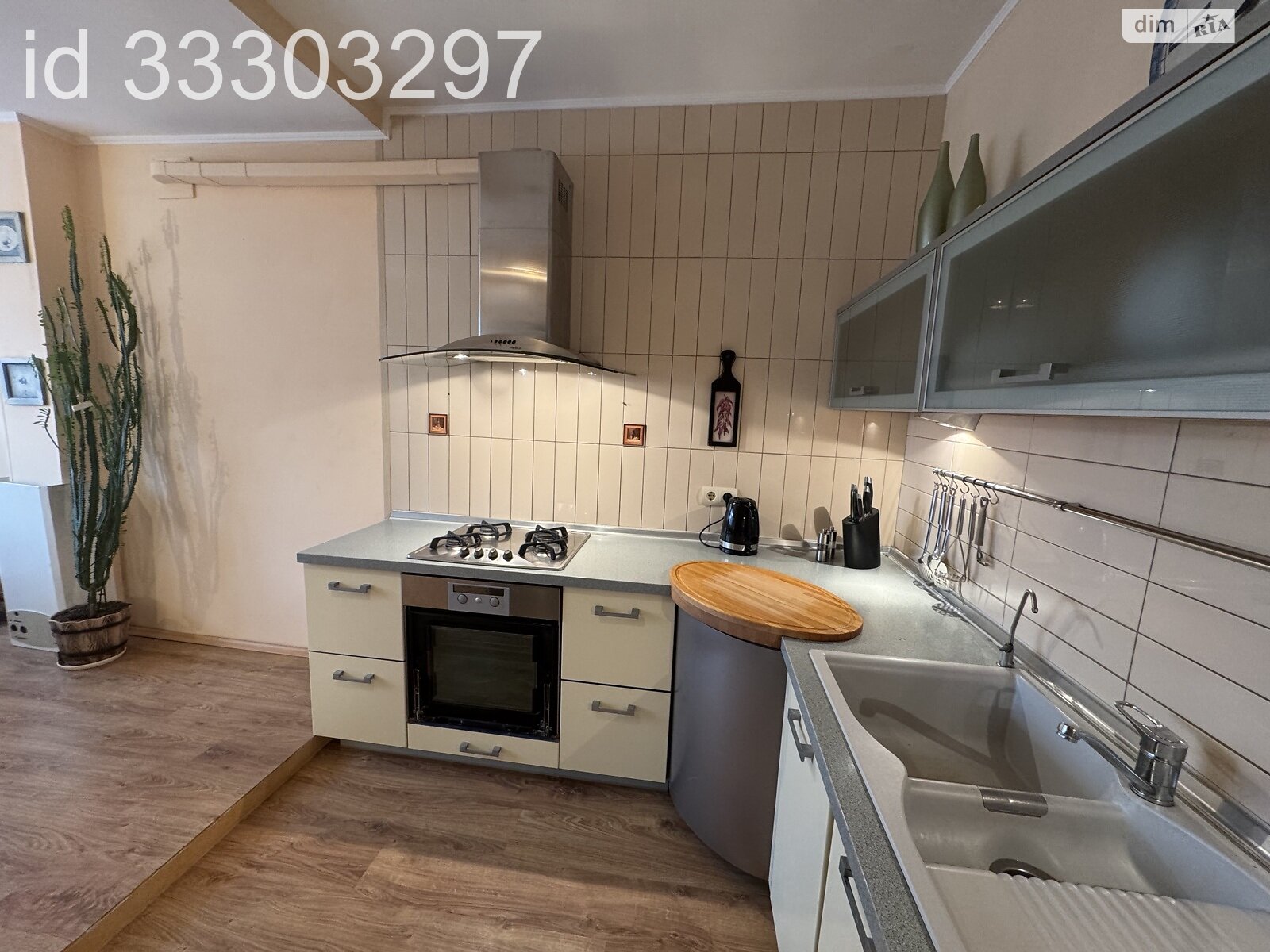 Продаж трикімнатної квартири в Броварах, на вул. Михайла Грушевського 15, район Масив фото 1 Продаж трикімнатної квартири в Броварах, на вул. Михайла Грушевського 15, район Масив фото 1