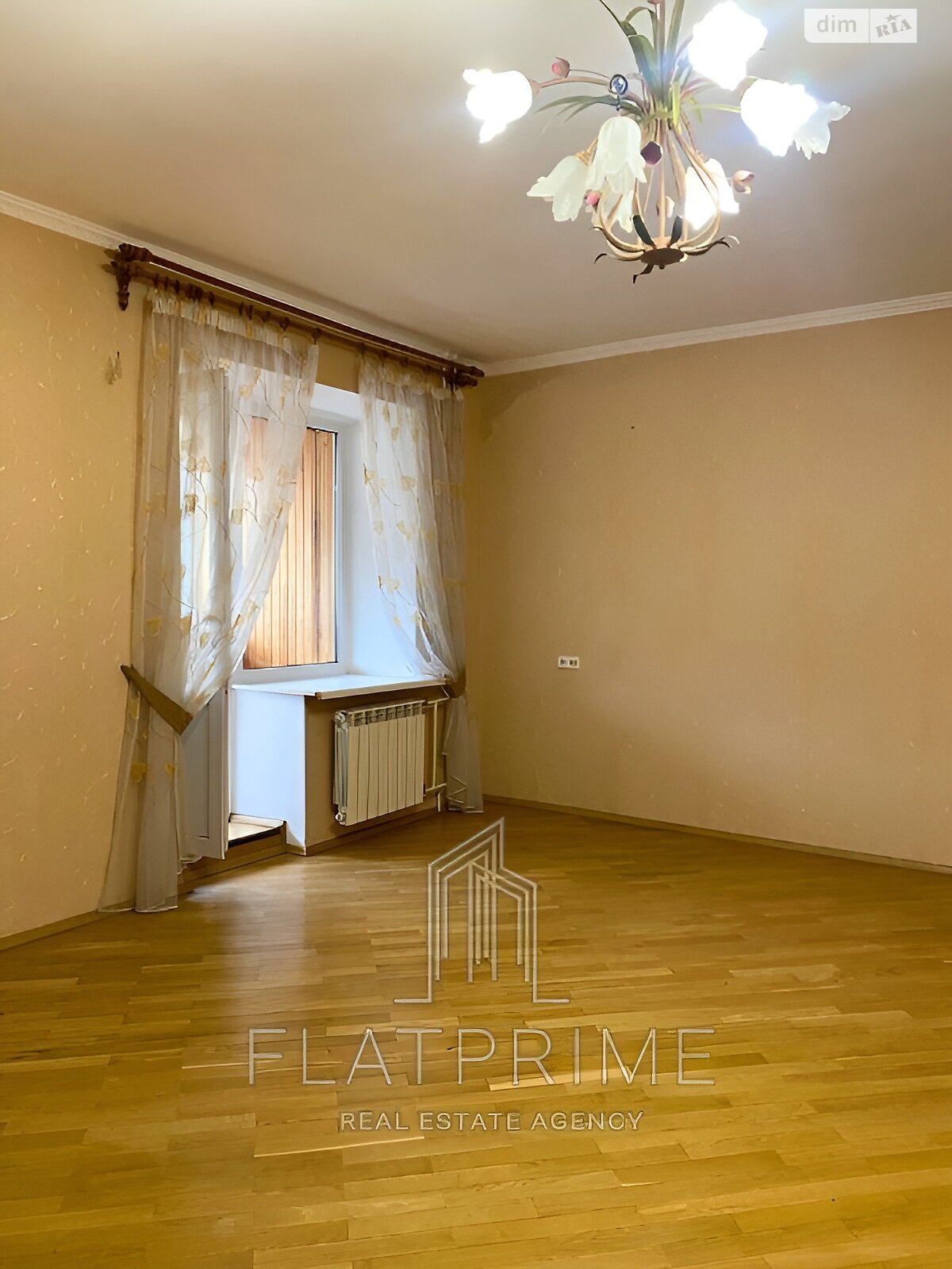 Продажа трехкомнатной квартиры в Броварах, на бул. Независимости 17, район Массив фото 1 Продажа трехкомнатной квартиры в Броварах, на бул. Независимости 17, район Массив фото 1
