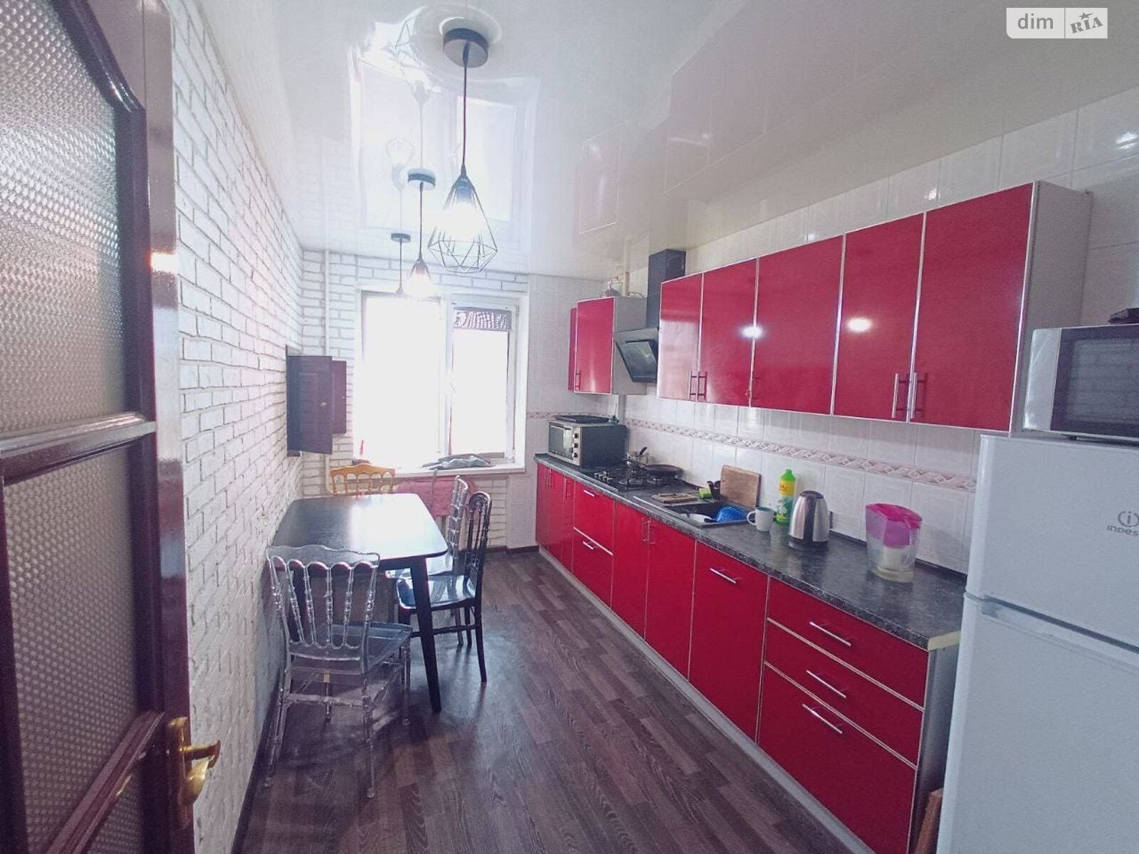 Продажа трехкомнатной квартиры в Броварах, на ул. Независимости 6, кв. 28, район Массив фото 1 Продажа трехкомнатной квартиры в Броварах, на ул. Независимости 6, кв. 28, район Массив фото 1
