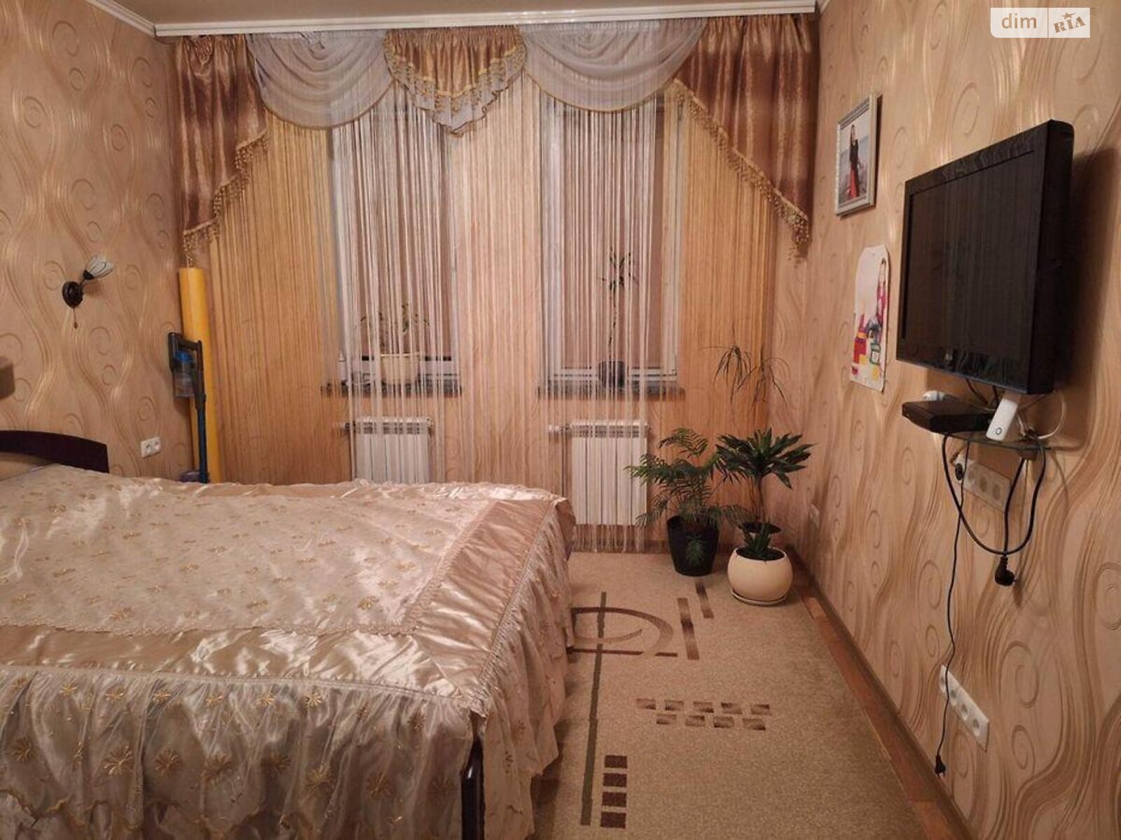 Продажа трехкомнатной квартиры в Броварах, на ул. Павла Чубинского 3, фото 1 Продажа трехкомнатной квартиры в Броварах, на ул. Павла Чубинского 3, фото 1