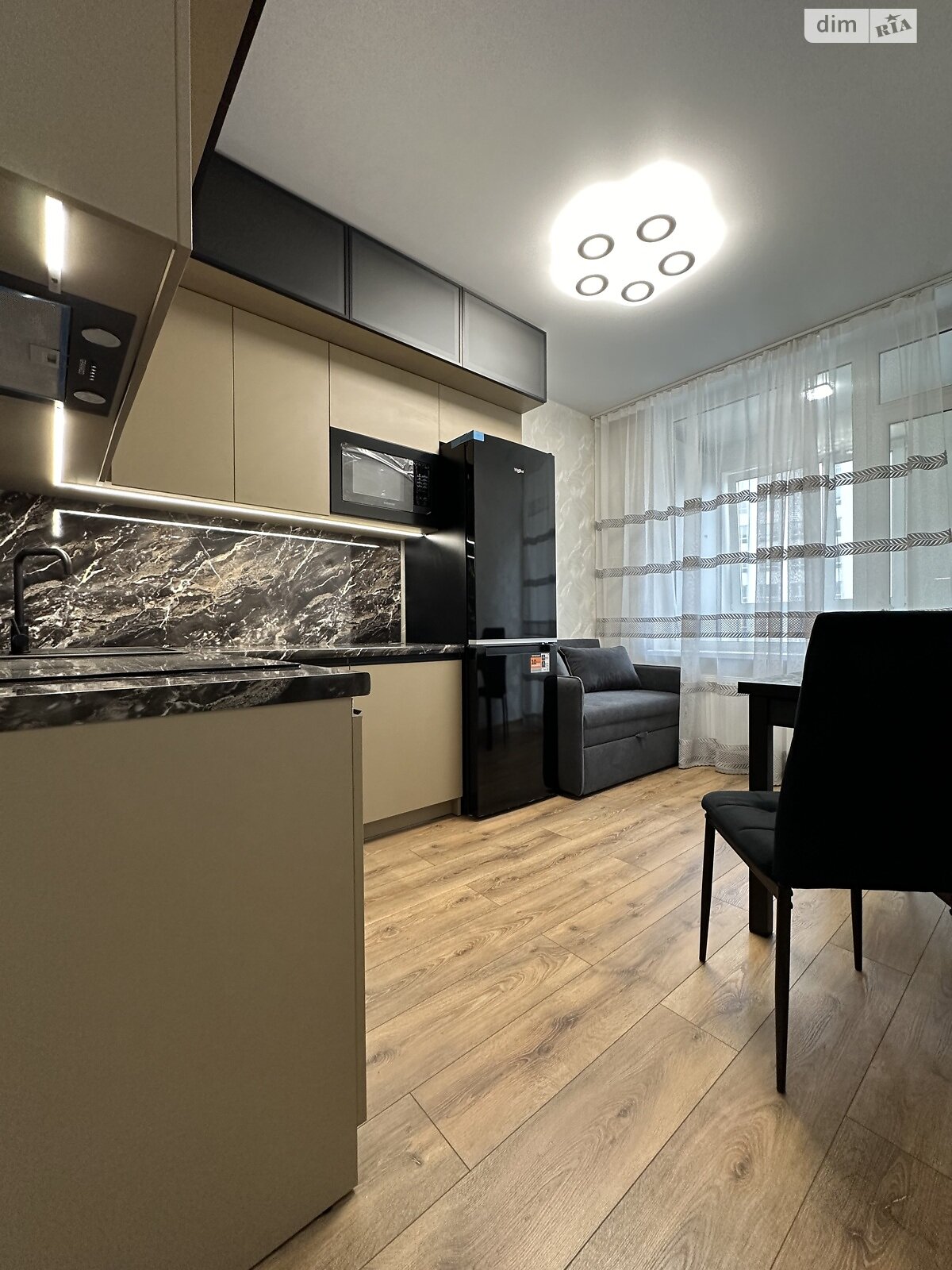 Продажа однокомнатной квартиры в Броварах, на ул. Героев Крут, район Пекарня фото 1 Продажа однокомнатной квартиры в Броварах, на ул. Героев Крут, район Пекарня фото 1
