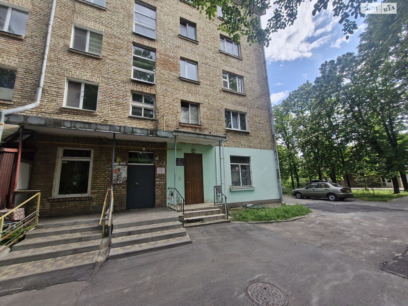 Продажа двухкомнатной квартиры в Броварах, на ул. Горького 3, район Пекарня фото 1 Продажа двухкомнатной квартиры в Броварах, на ул. Горького 3, район Пекарня фото 1