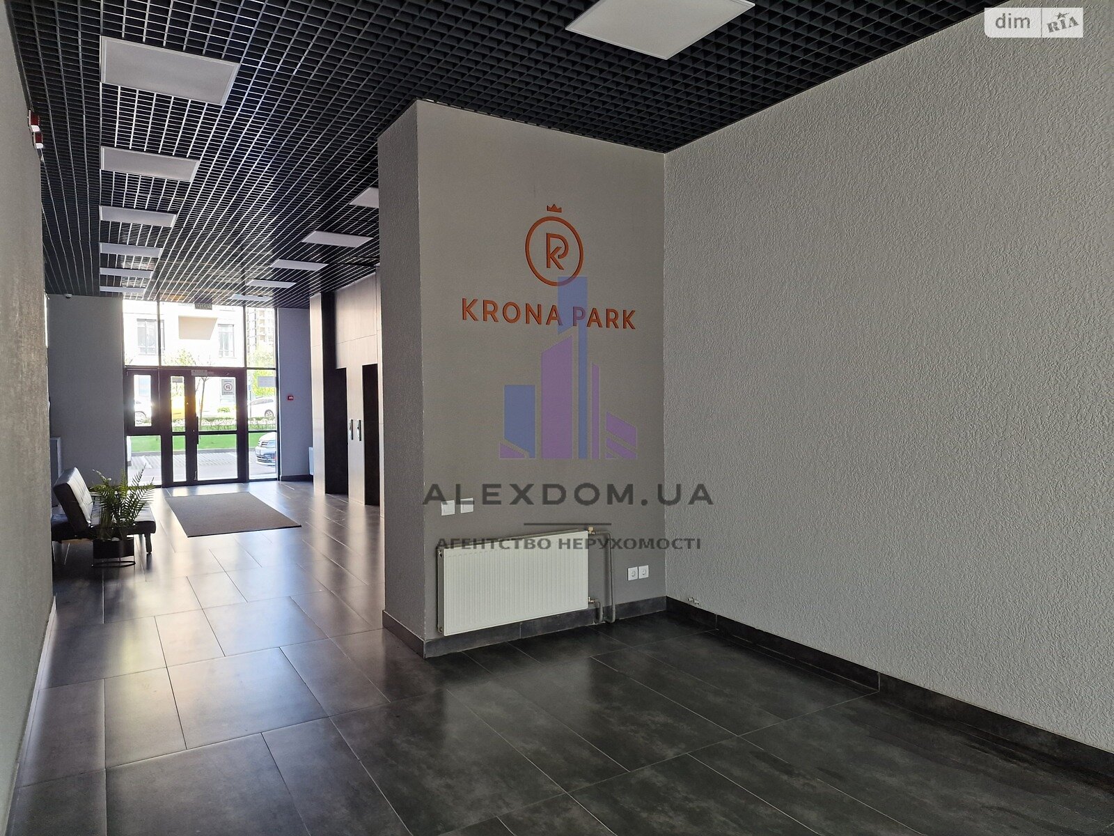 Продажа трехкомнатной квартиры в Броварах, на ул. Симоненко 30, фото 1 Продажа трехкомнатной квартиры в Броварах, на ул. Симоненко 30, фото 1