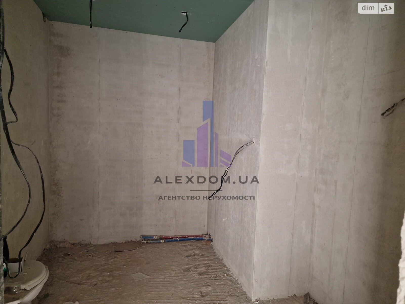 Продажа трехкомнатной квартиры в Броварах, на ул. Симоненко 30, фото 1 Продажа трехкомнатной квартиры в Броварах, на ул. Симоненко 30, фото 1