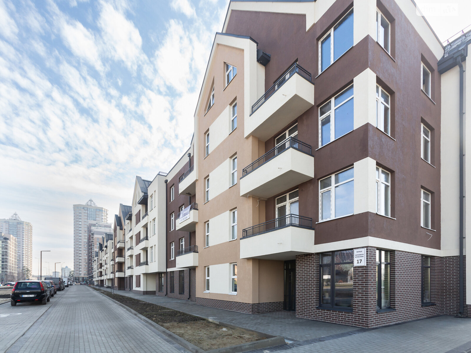 Продажа четырехкомнатной квартиры в Броварах, на ул. Согласия 38, фото 1 Продажа четырехкомнатной квартиры в Броварах, на ул. Согласия 38, фото 1