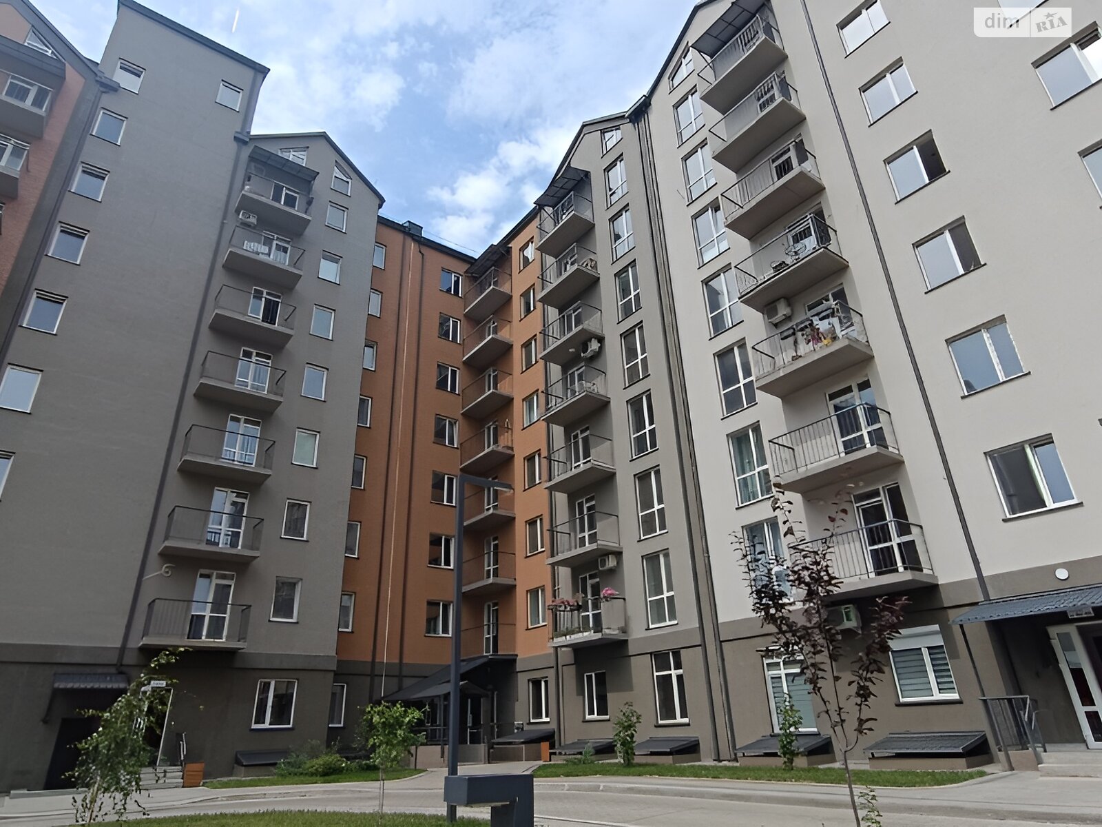 Продажа однокомнатной квартиры в Броварах, на ул. Героев Крут, район Торгмаш фото 1
